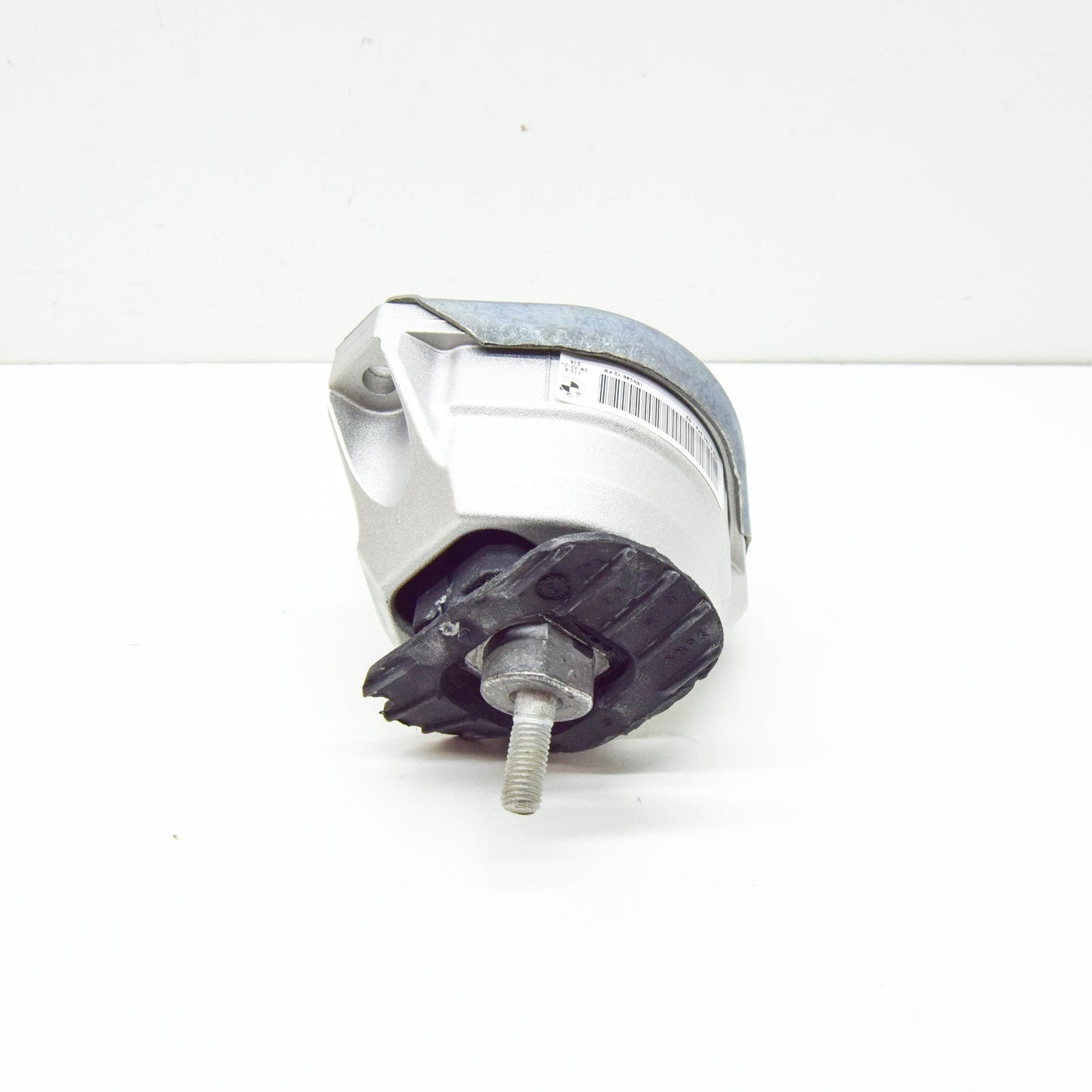 new bmw 5 e60 right side engine mount 22116769874 original