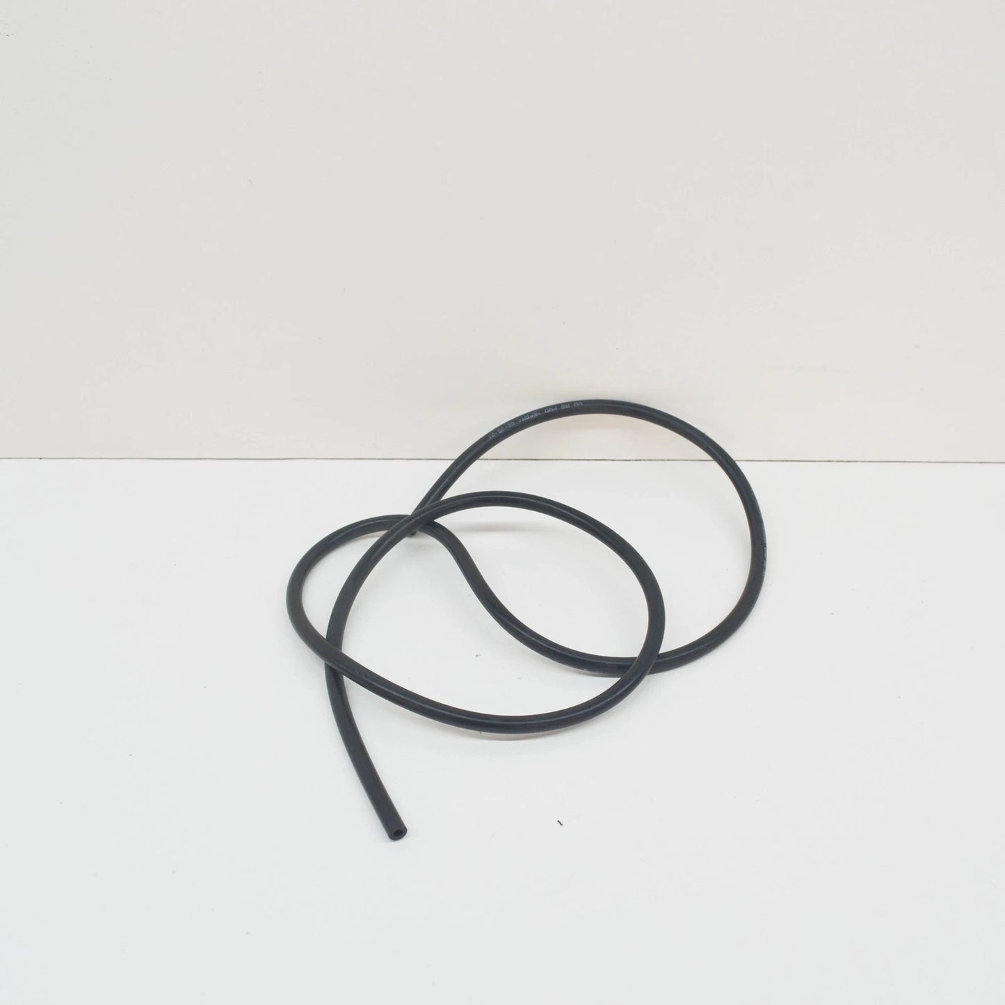 NEW AUDI Q3 8U WINDSHIELD WASHER HOSE 3.8X2.1 2D0955962 ORIGINAL