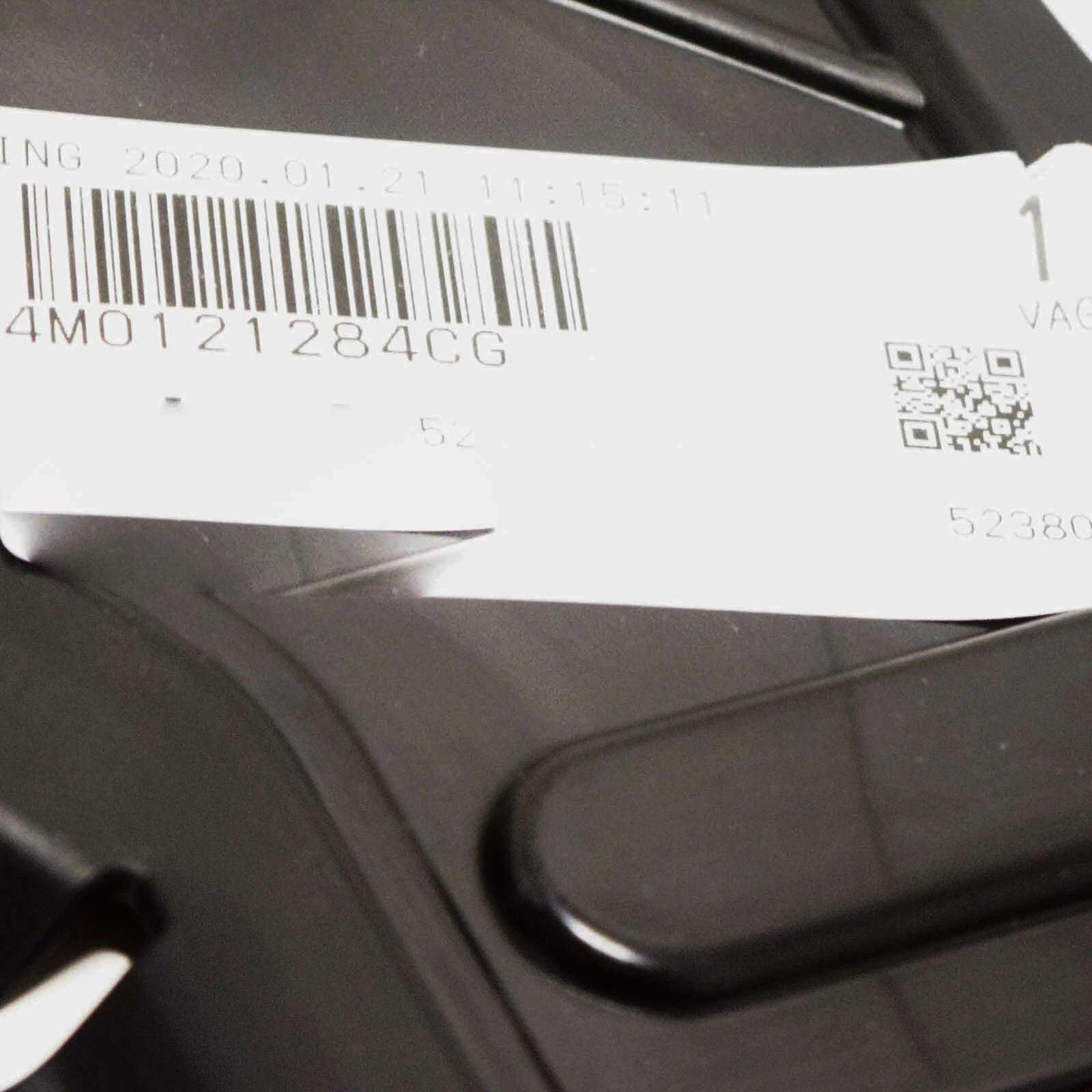 NEW AUDI Q7 4M RIGHT RADIATOR AIR GUIDE 4M0121284CG ORIGINAL