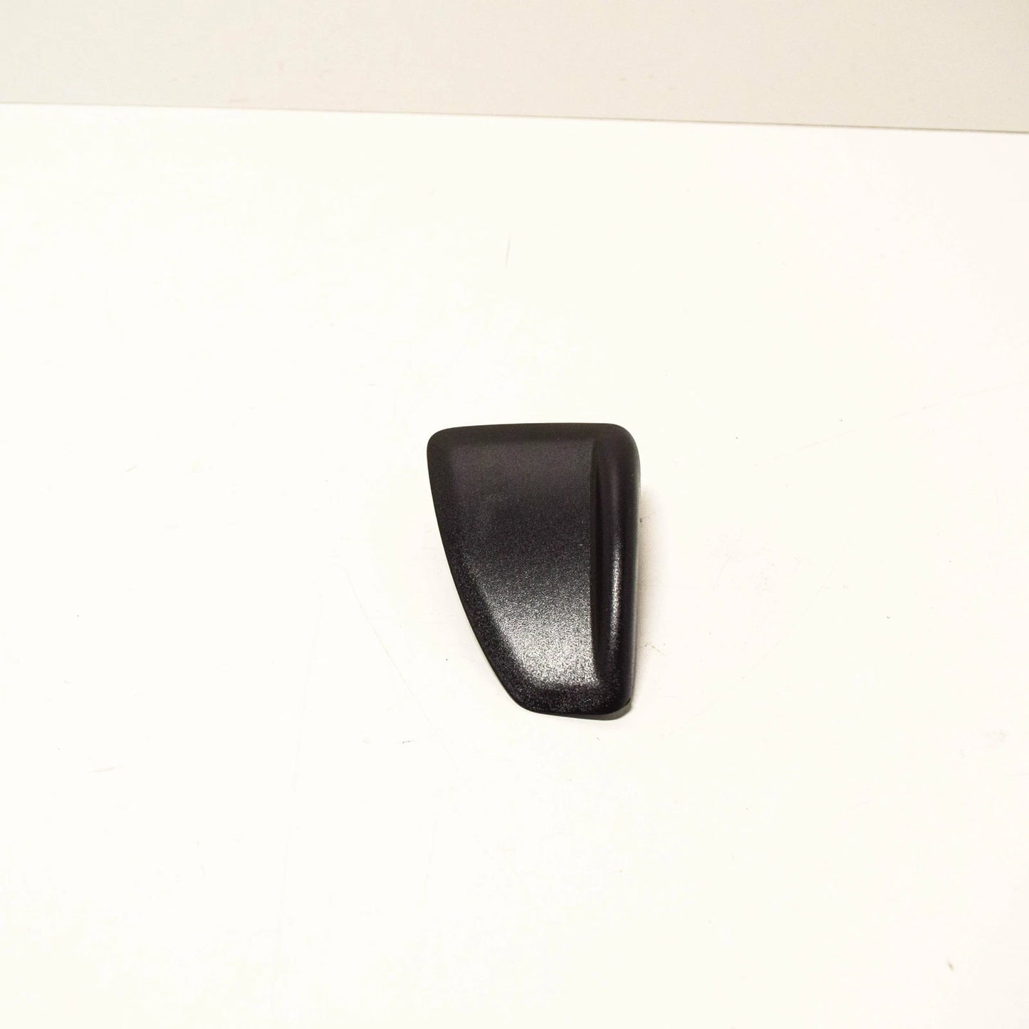 NEW VOLKSWAGEN CC REAR LEFT SEAT BELT GUIDE 3C0857827A9B9 ORIGINAL