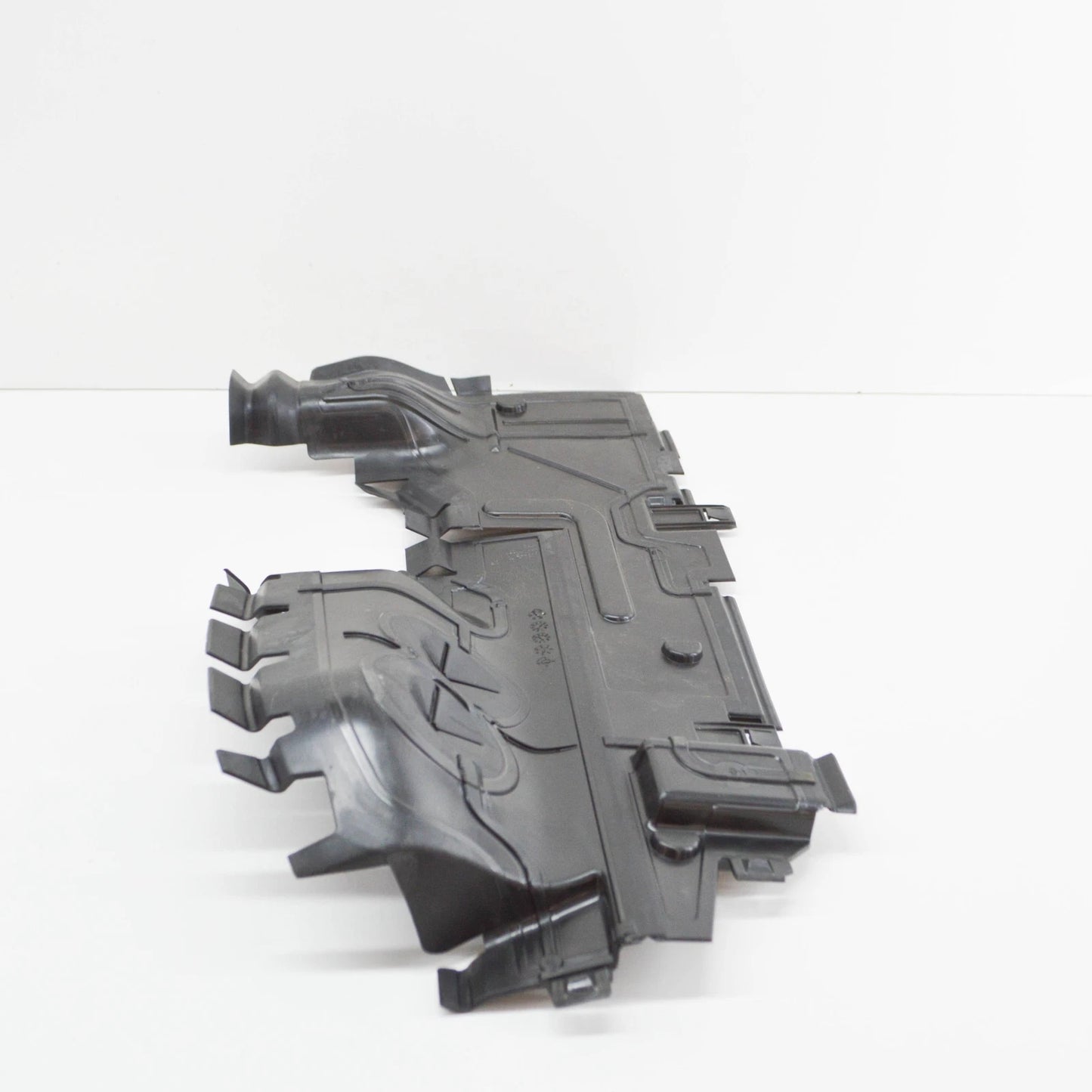 NEW AUDI Q7 4M RIGHT ENGINE COOLER FOR COOLANT AIR GUIDE 4M0121284CF ORIGINAL