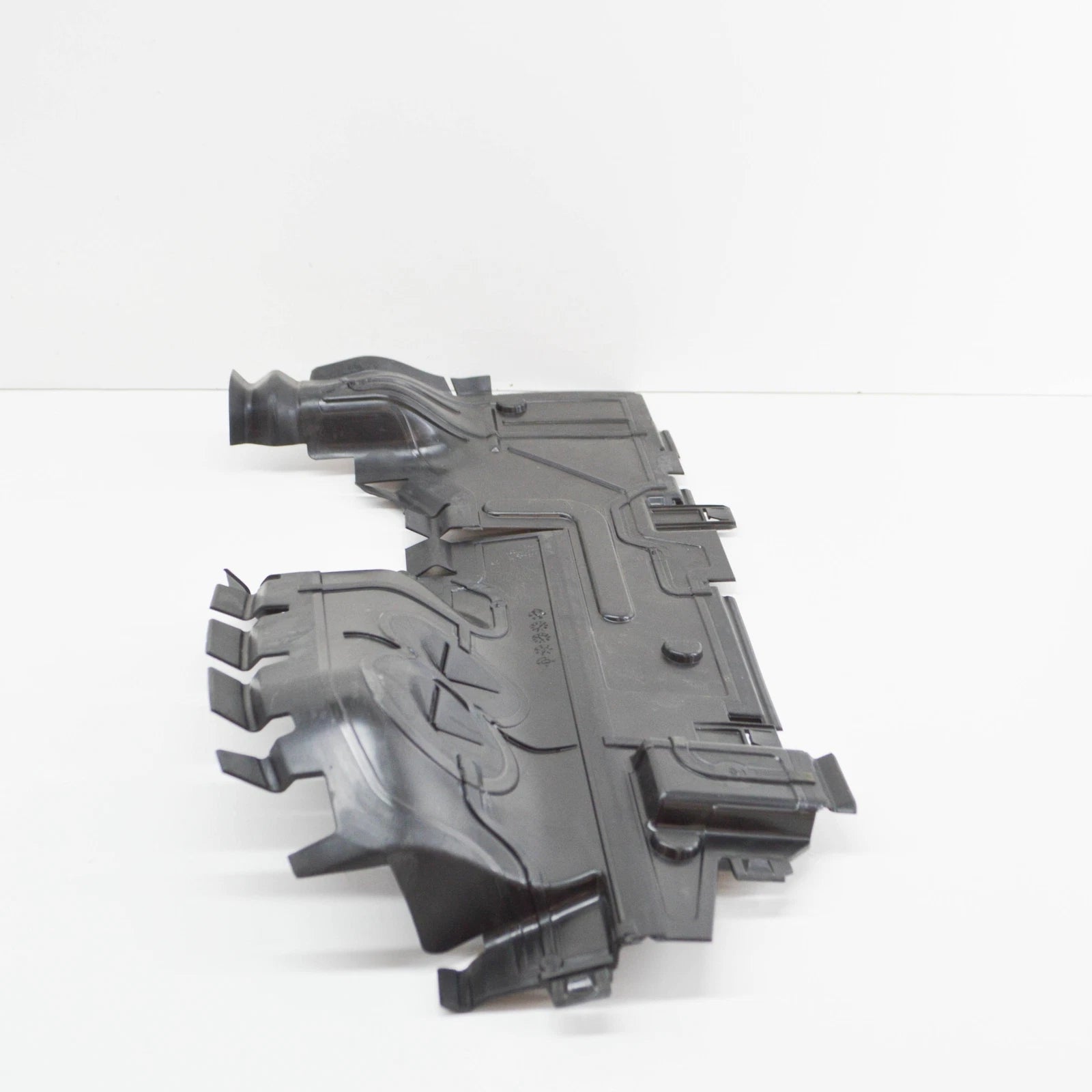 NEW AUDI Q7 4M RIGHT ENGINE COOLER FOR COOLANT AIR GUIDE 4M0121284CF ORIGINAL