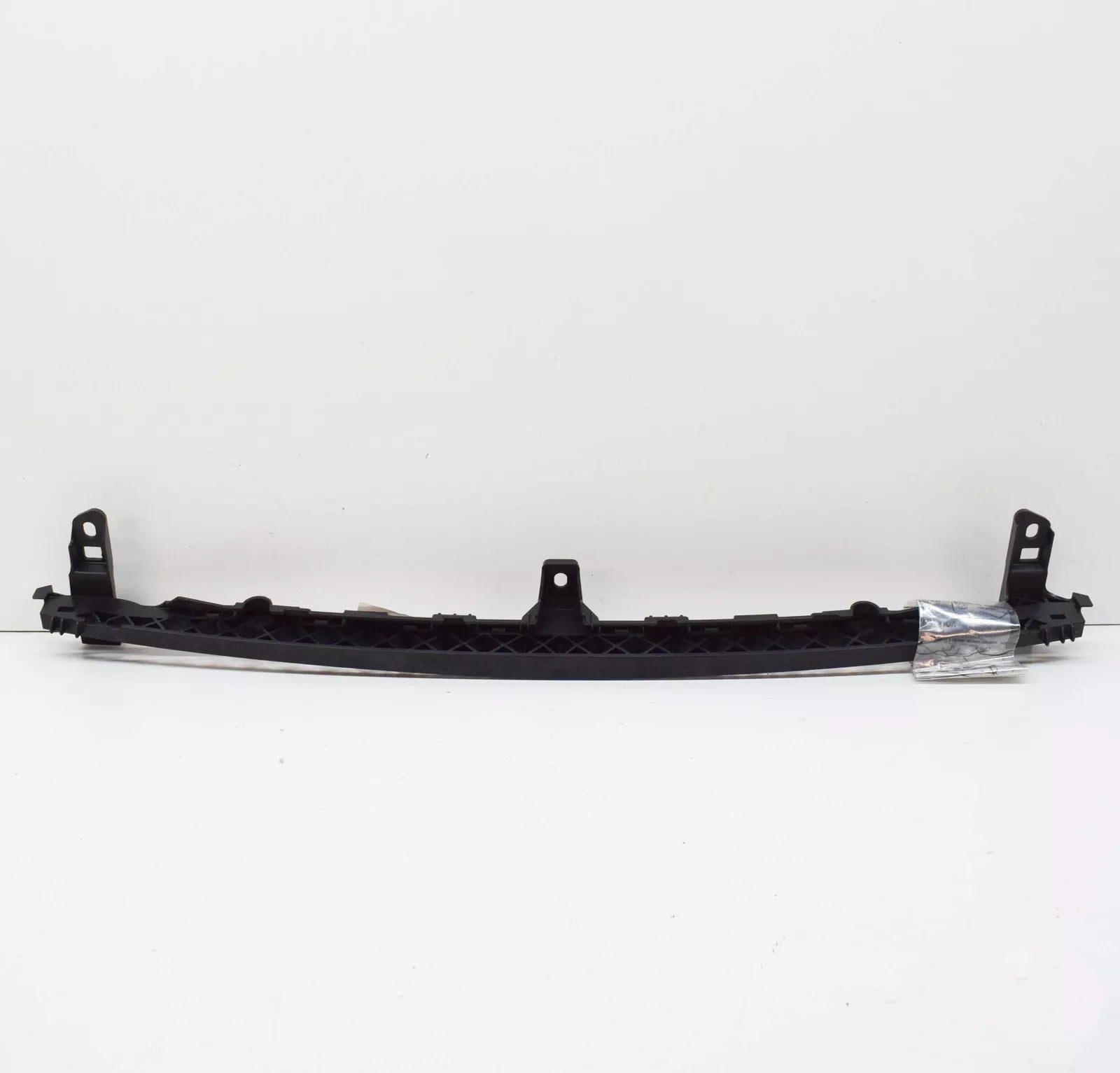 NEW VW PASSAT B8 FRONT RADIATOR CENTER UPPER BRACKET HOLDER 5GM805705A ORIGINAL