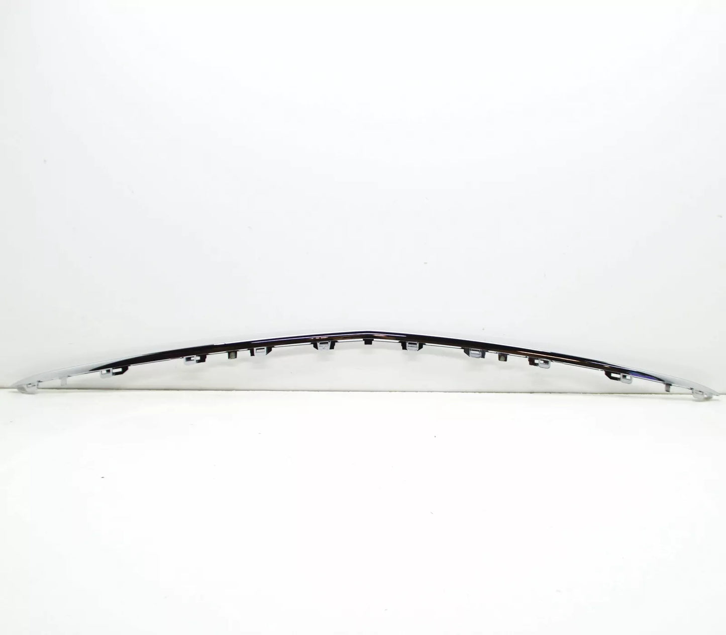 NEW MERCEDES-BENZ CLS C218 FRONT BUMPER CENTER MOLDING A2188851374