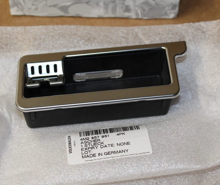 NEW AUDI Q7 4M ASHTRAY RHD 4M2857951 4PK 4M28579514PK