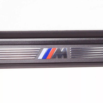 NEW BMW 1 E88 M SPORT RIGHT DOOR ENTRY SILL STRIP 51478045298 2011 ORIGINAL