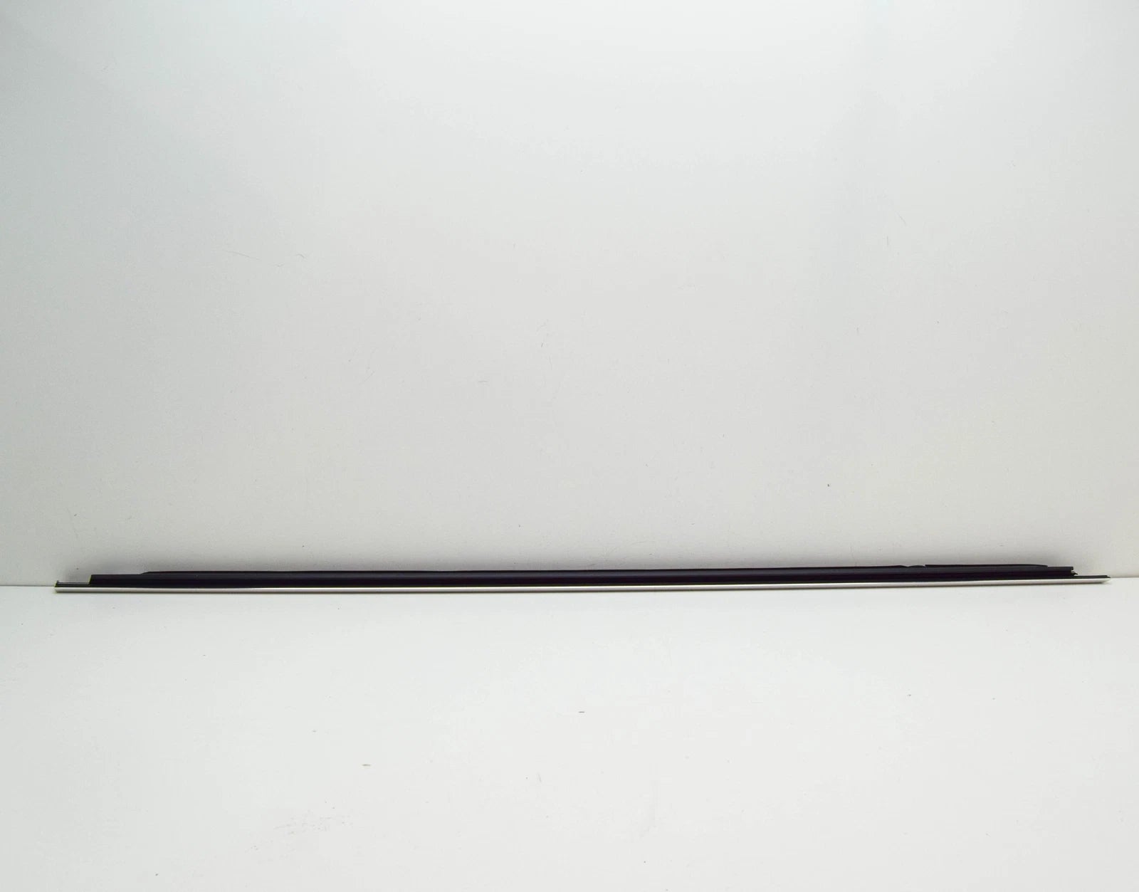 NEW VOLKSWAGEN PASSAT B8 3G FRONT LEFT DOOR MOLDING 3G0837475EVNH ORIGINAL