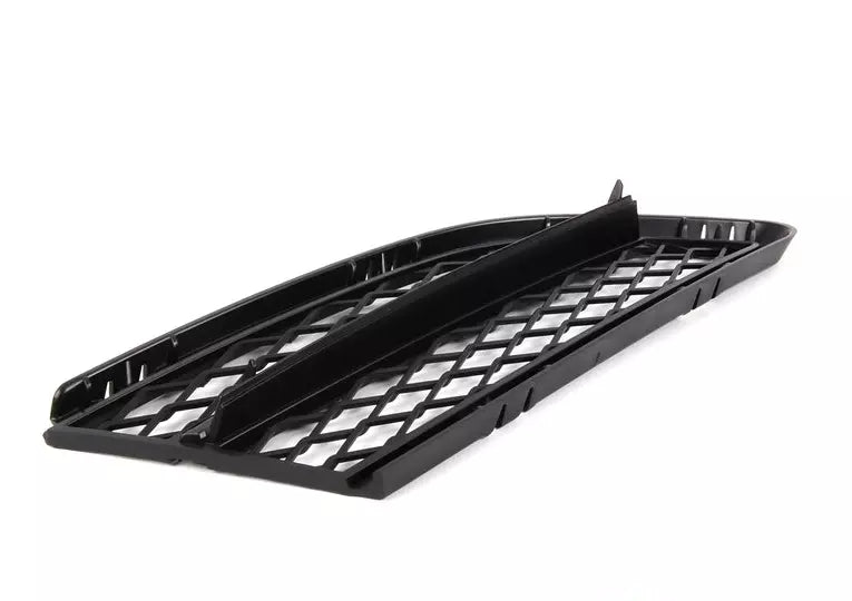 NEW BMW 3 E90 FRONT BUMPER RIGHT OPEN GRILLE 51117198908 7198908 ORIGINAL
