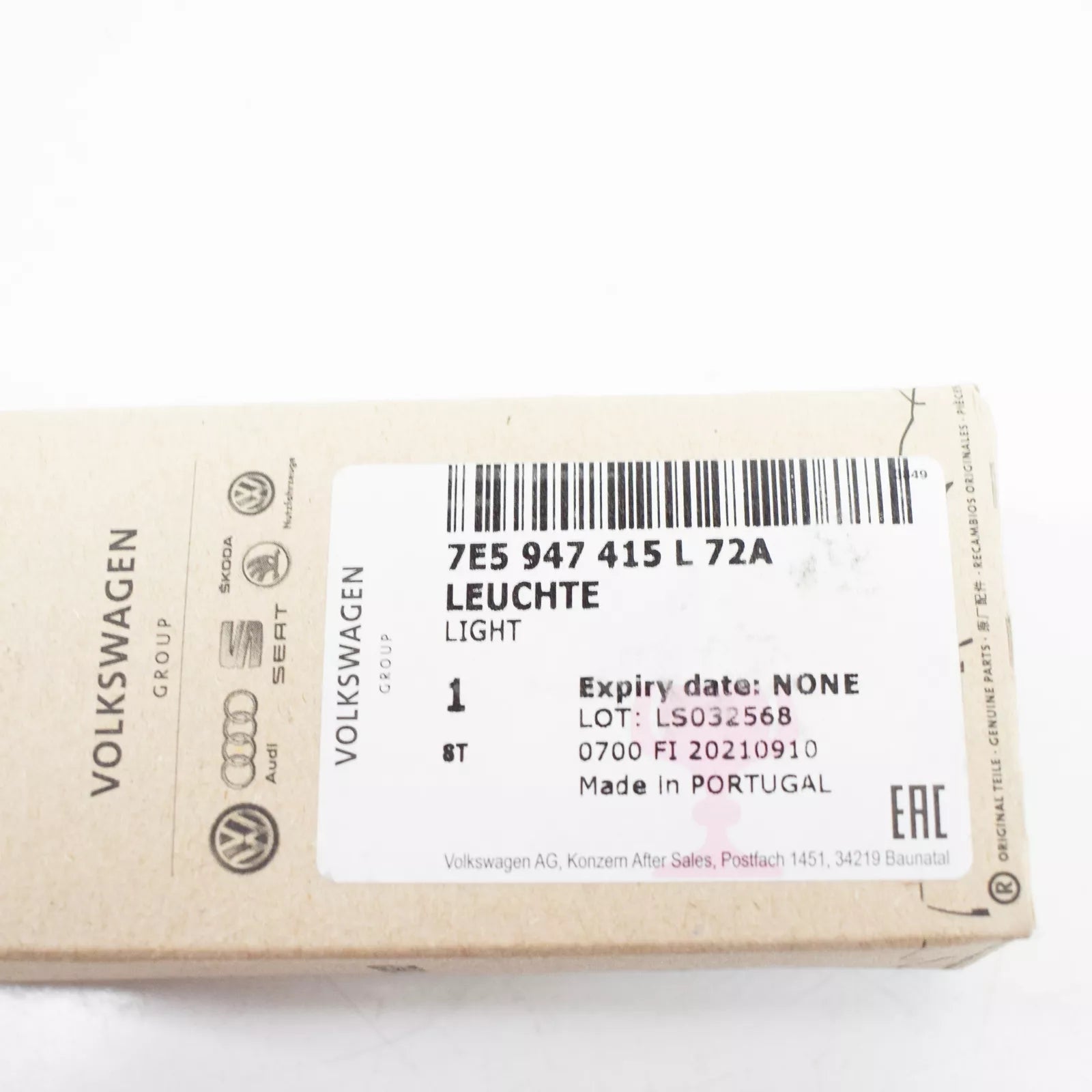 NEW VW TRANSPORTER T5 ENTRY LIGHTING WITH LETTERING 7E5947415L72A