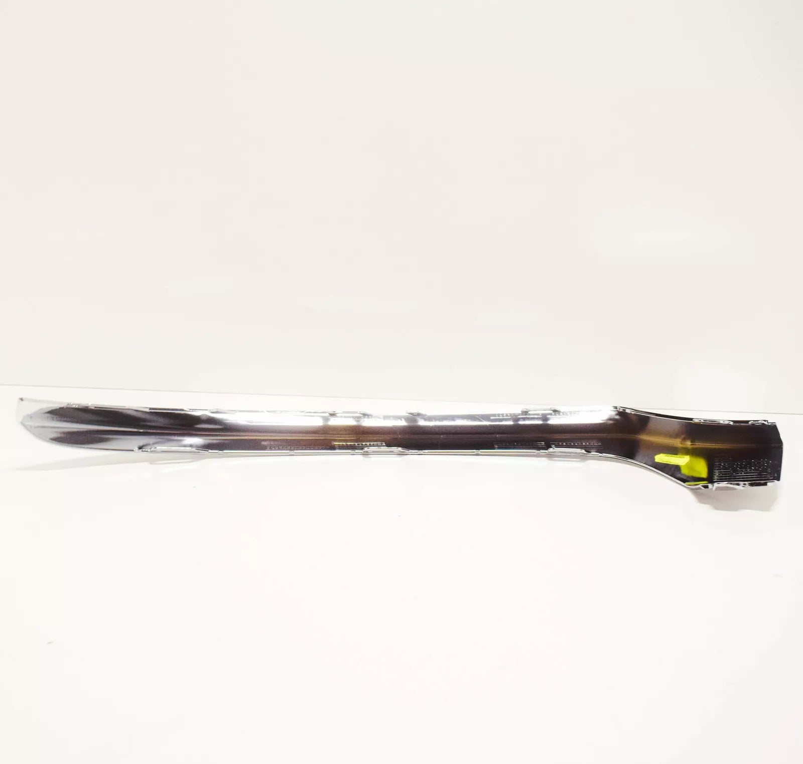 NEW MERCEDES W205 AMG FRONT BUMPER LOWER LIP CHROME RIGHT TRIM A2058851474