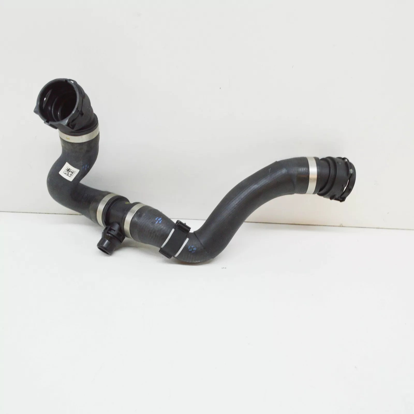 NEW BMW 3 F30 LCI LOWER WATER COOLANT RADIATOR HOSE 17128633482 ORIGINAL