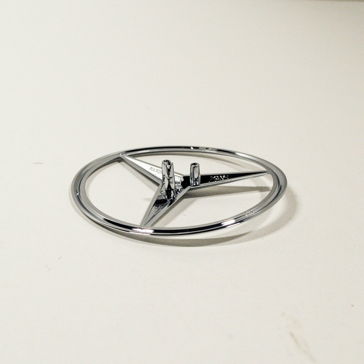 NEW MERCEDES-BENZ C W205 REAR BOOT STAR BADGE EMBLEM A2058174500 ORIGINAL