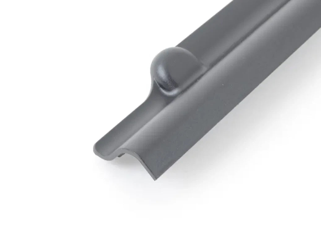 NEW BMW 1 COUPE E82 FRONT RIGHT COVERING SEAT RAIL 7118490 52107118490 ORIGINAL