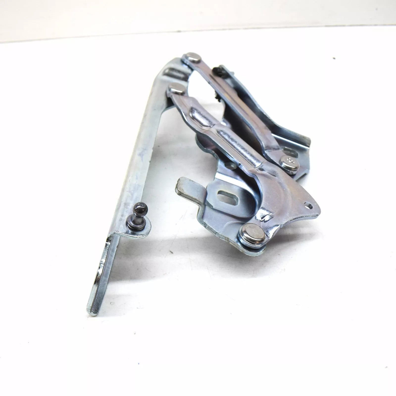 NEW AUDI A4 AVANT B9 BONNET LEFT SIDE HINGE 8W0823301D