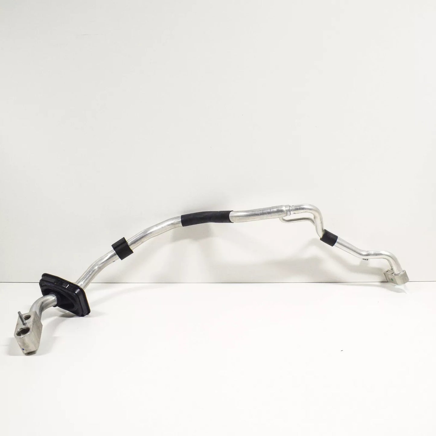 NEW AUDI Q5 80A A/C HEATER AIR CON PIPE LINE TUBE 80A816738F ORIGINAL