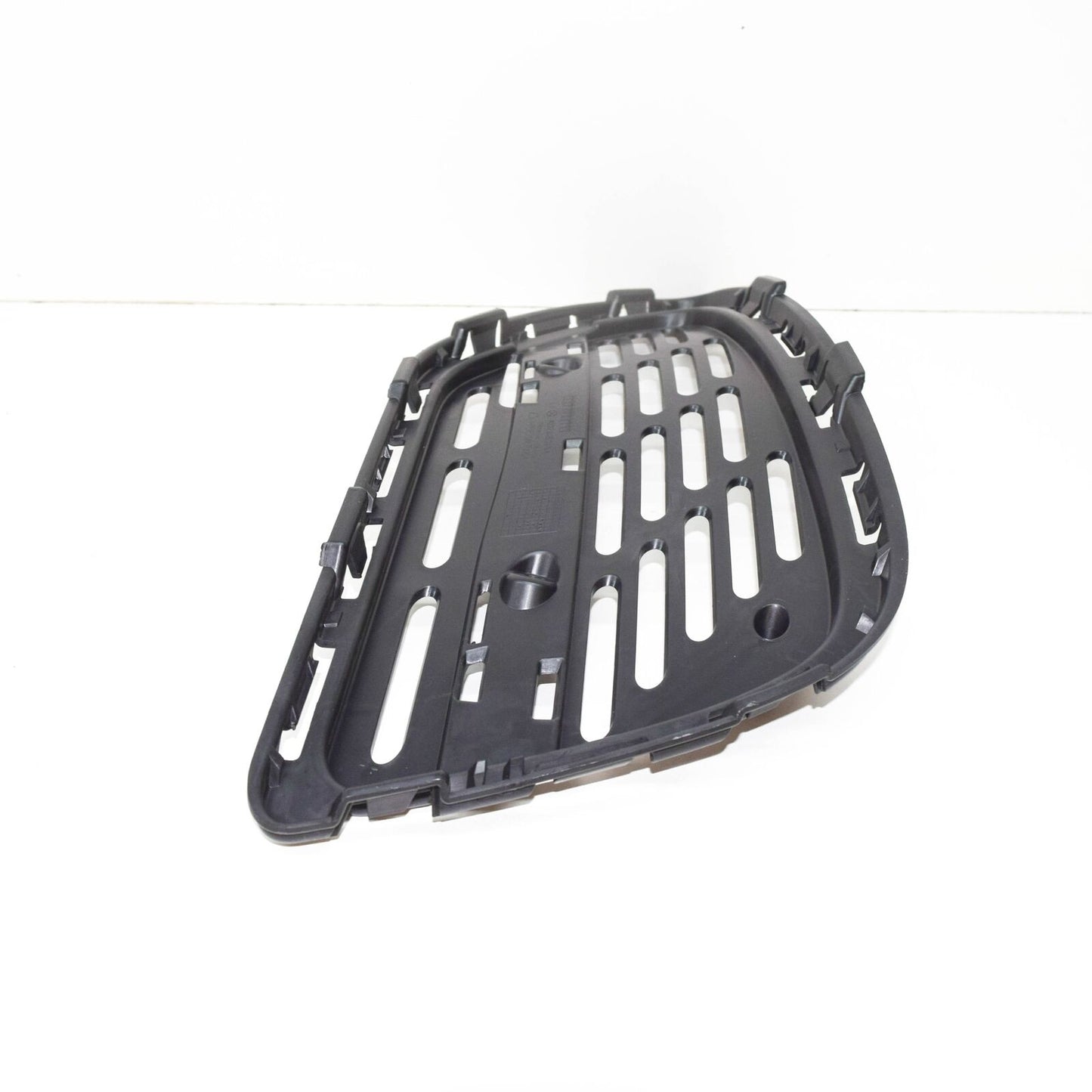 NEW MERCEDES-BENZ S W222 FRONT BUMPER LEFT GRILLE A2228850154 ORIGINAL