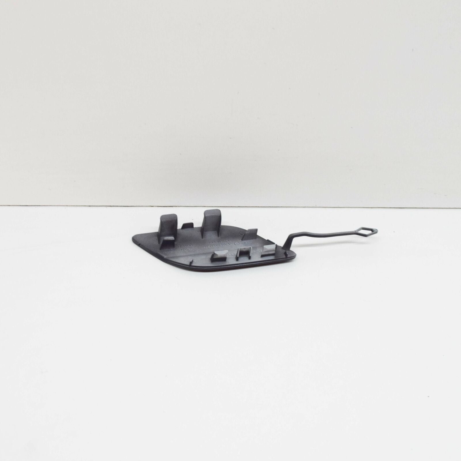 NEW MERCEDES-BENZ GLK-CLASS X204 REAR BUMPER TOW EYE COVER A20488512249999