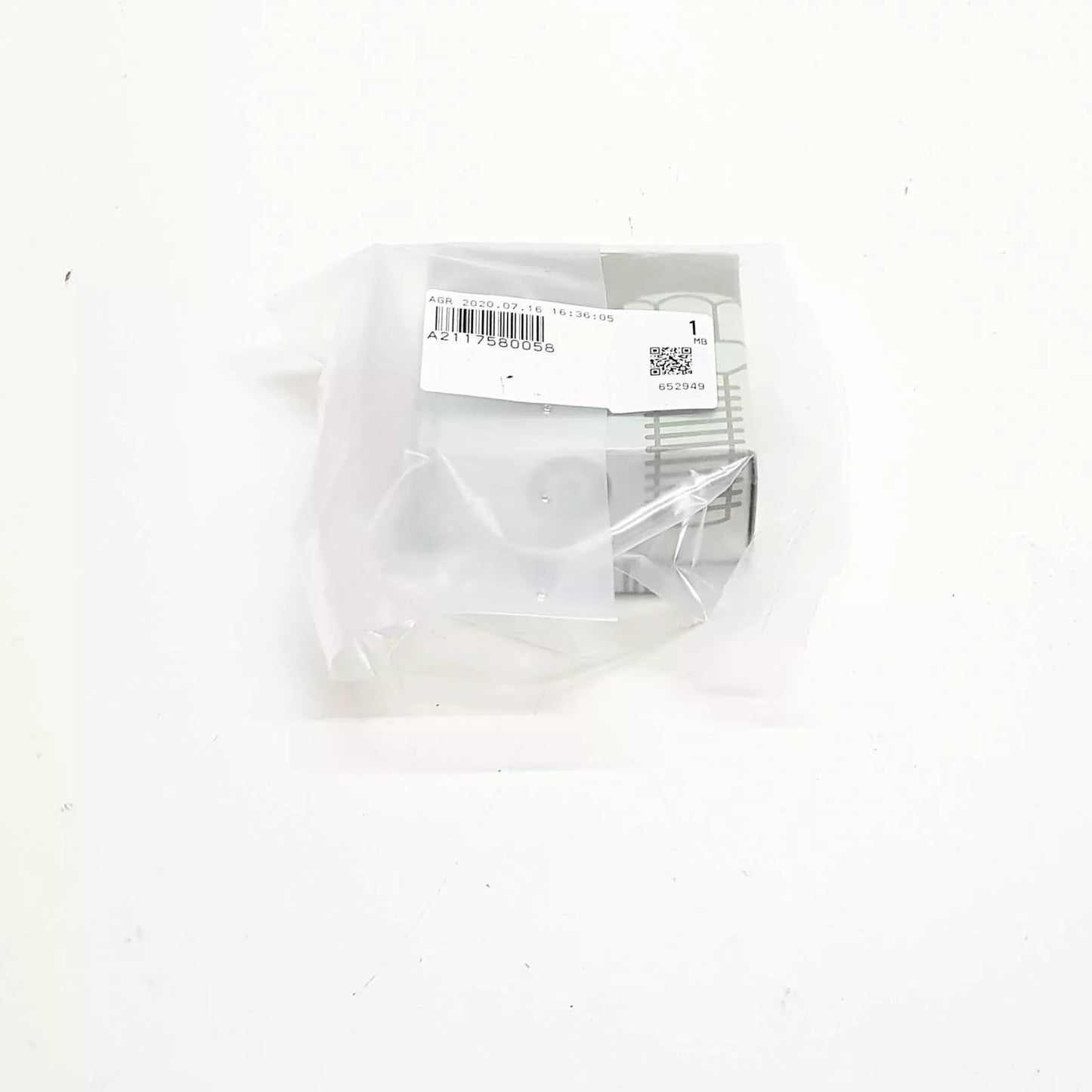 NEW MERCEDES BENZ E W211 REAR BADGE EMBLEM LOGO A2117580058