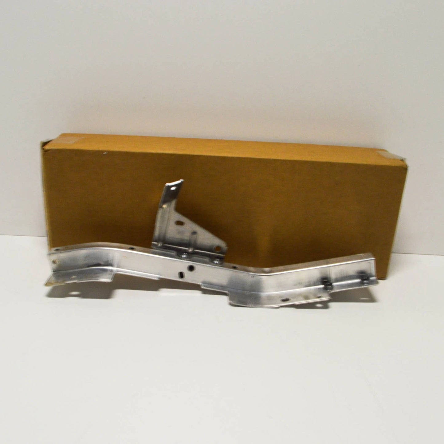 NEW BMW X5 F15 FRONT RIGHT HEADLIGHT BRACKET 51647294492 7294492 2015 ORIGINAL