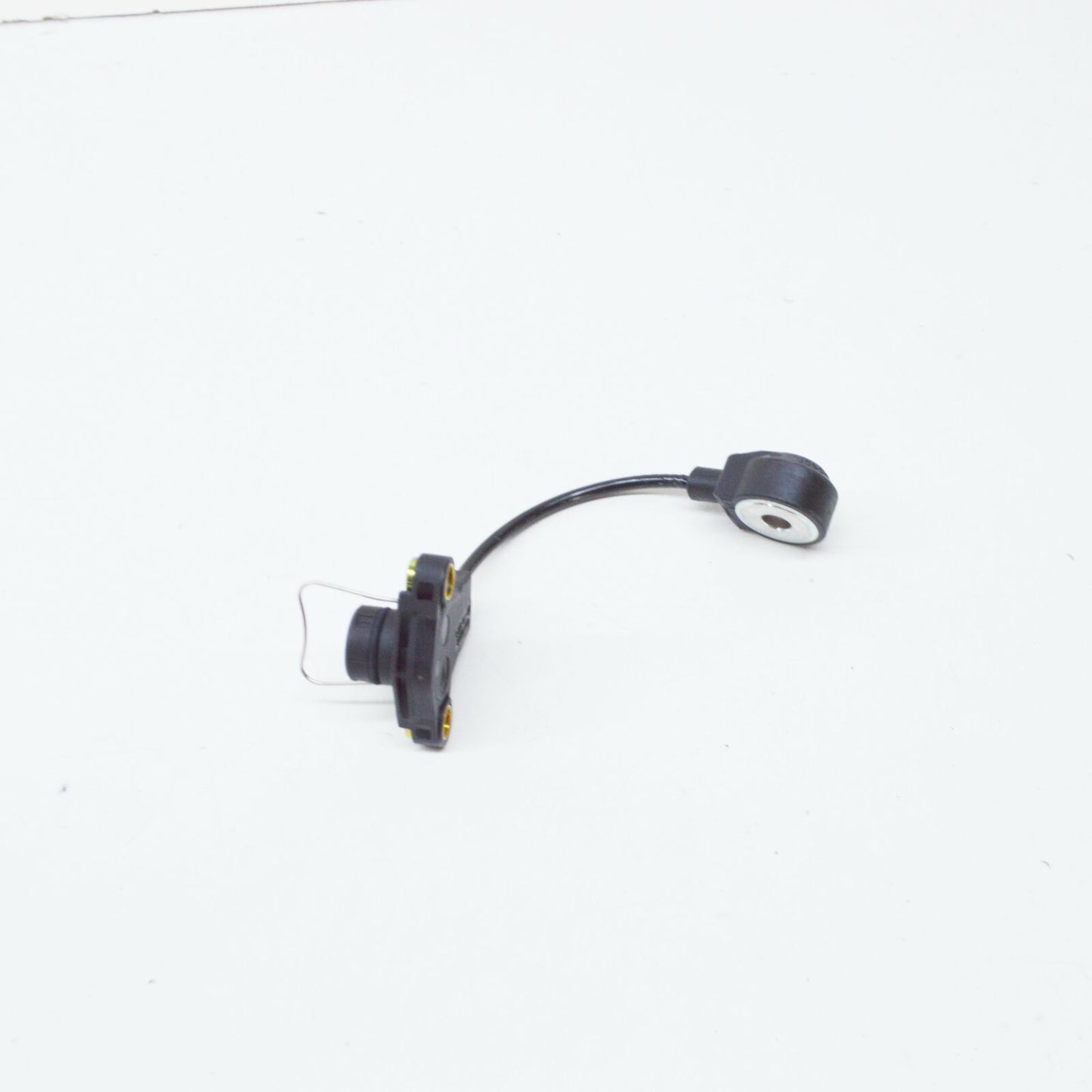NEW MERCEDES-BENZ C W204 KNOCK SENSOR A0031538028 ORIGINAL