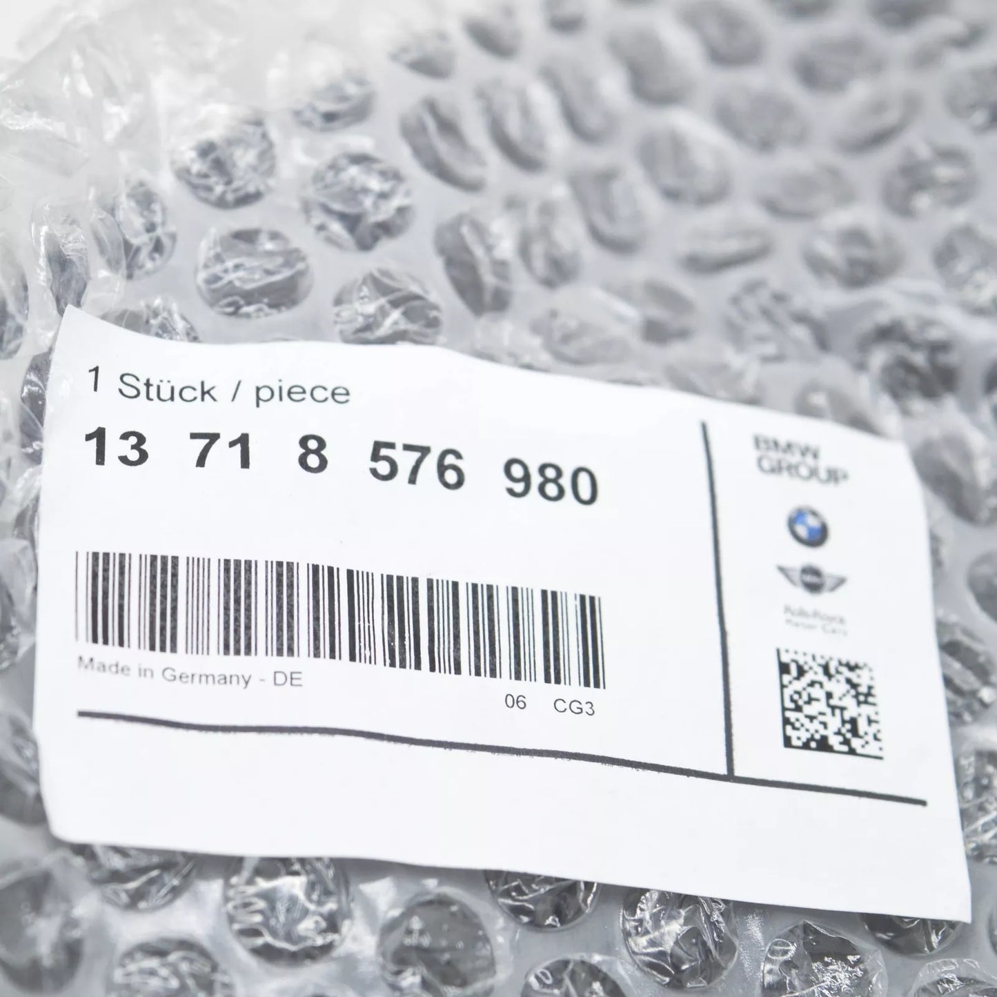 NEW BMW X1 F48 INTAKE SILENCER AIR DUCT 13718576980 ORIGINAL