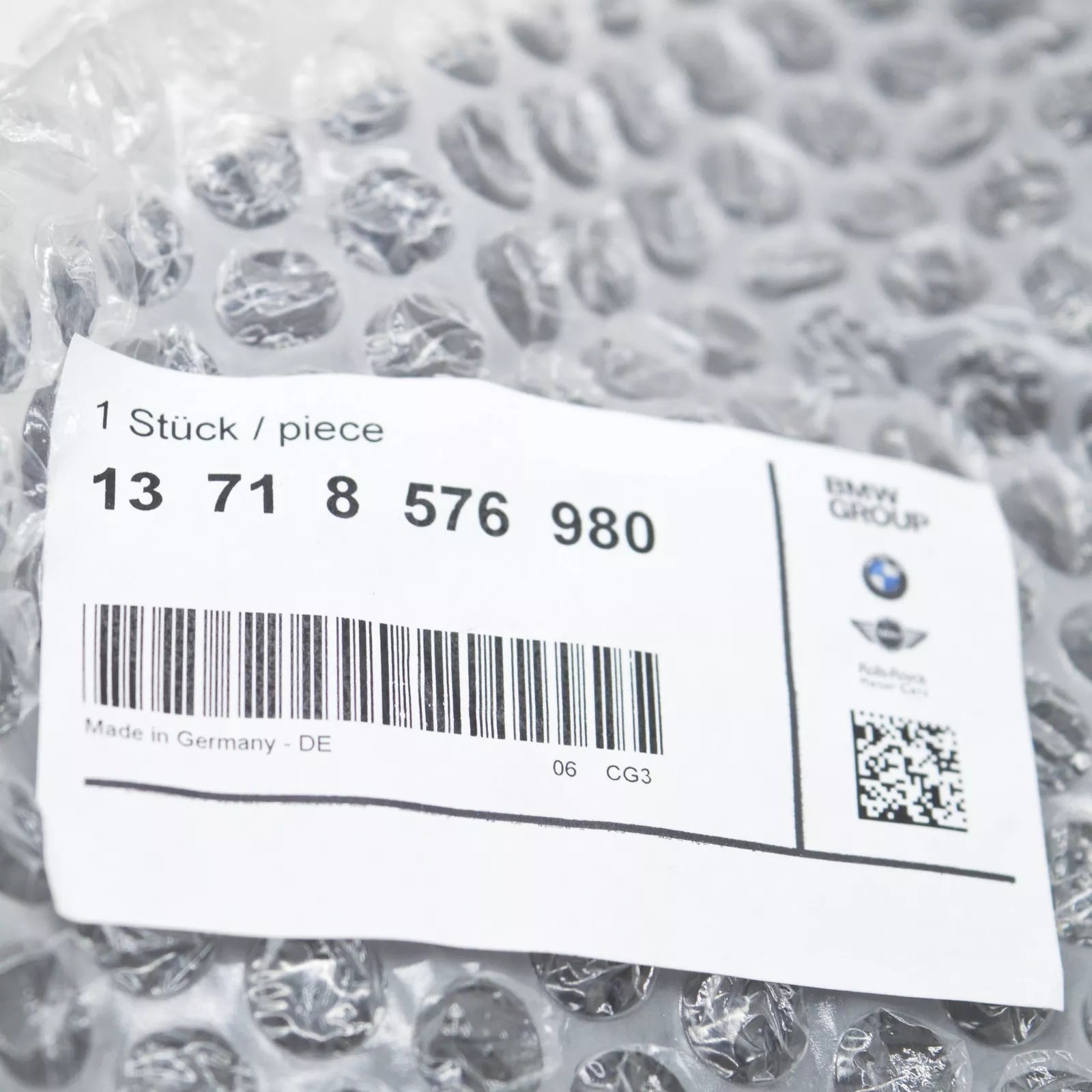 NEW BMW X1 F48 INTAKE SILENCER AIR DUCT 13718576980 ORIGINAL