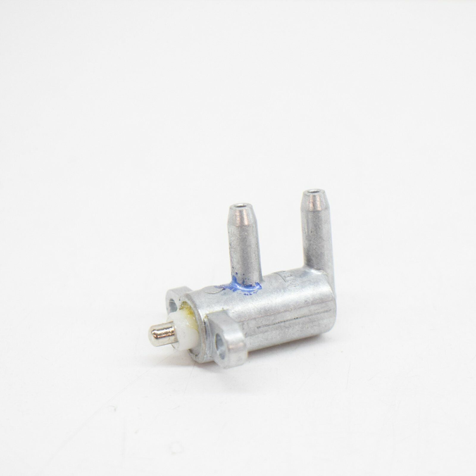 NEW MERCEDES-BENZ SALOON W123 VACUUM VALVE A0004600284 3.0 DIESEL ORIGINAL