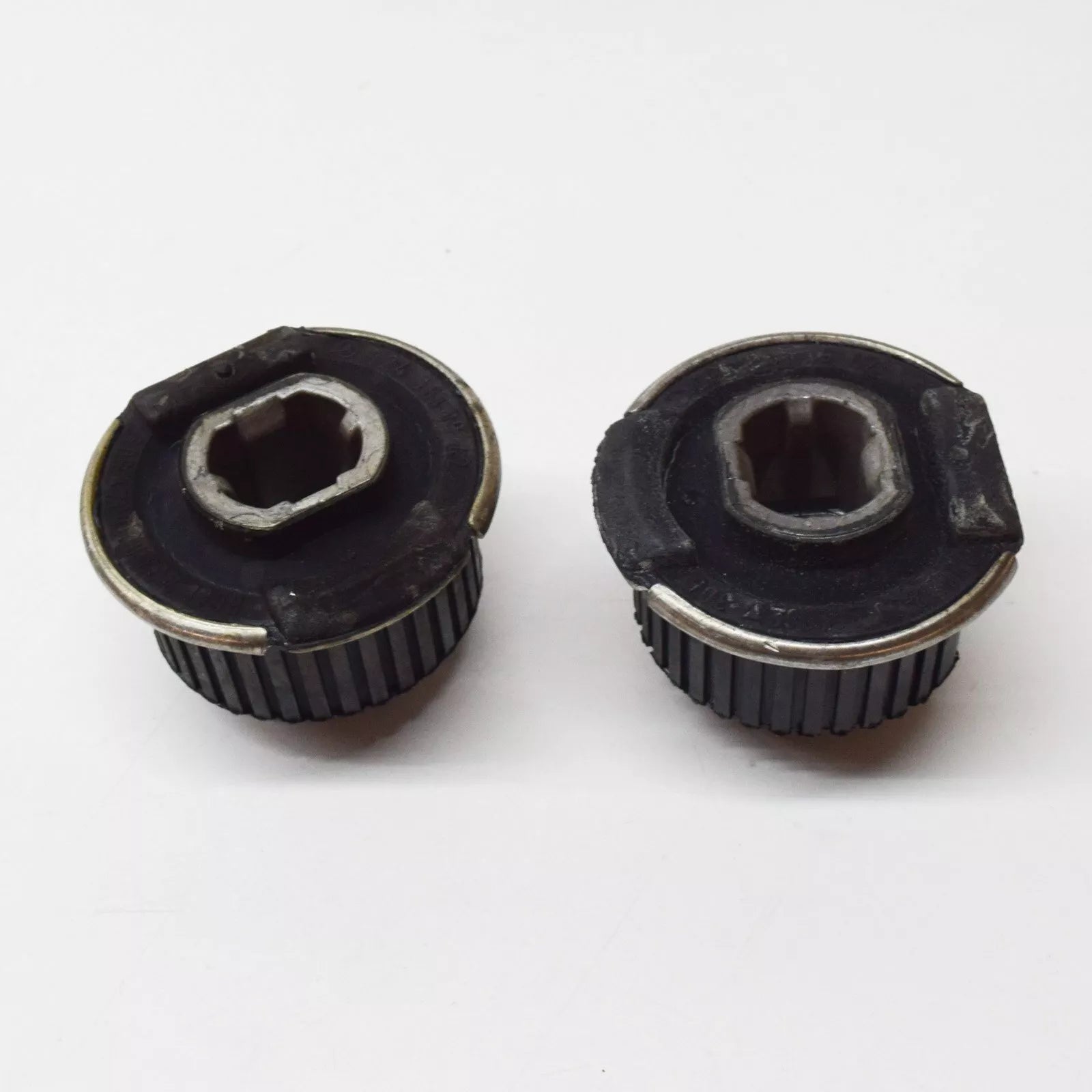 NEW MB E W124 REAR SUBFRAME TO FRAME FLOOR FRONT REPAIR KIT A1243500441