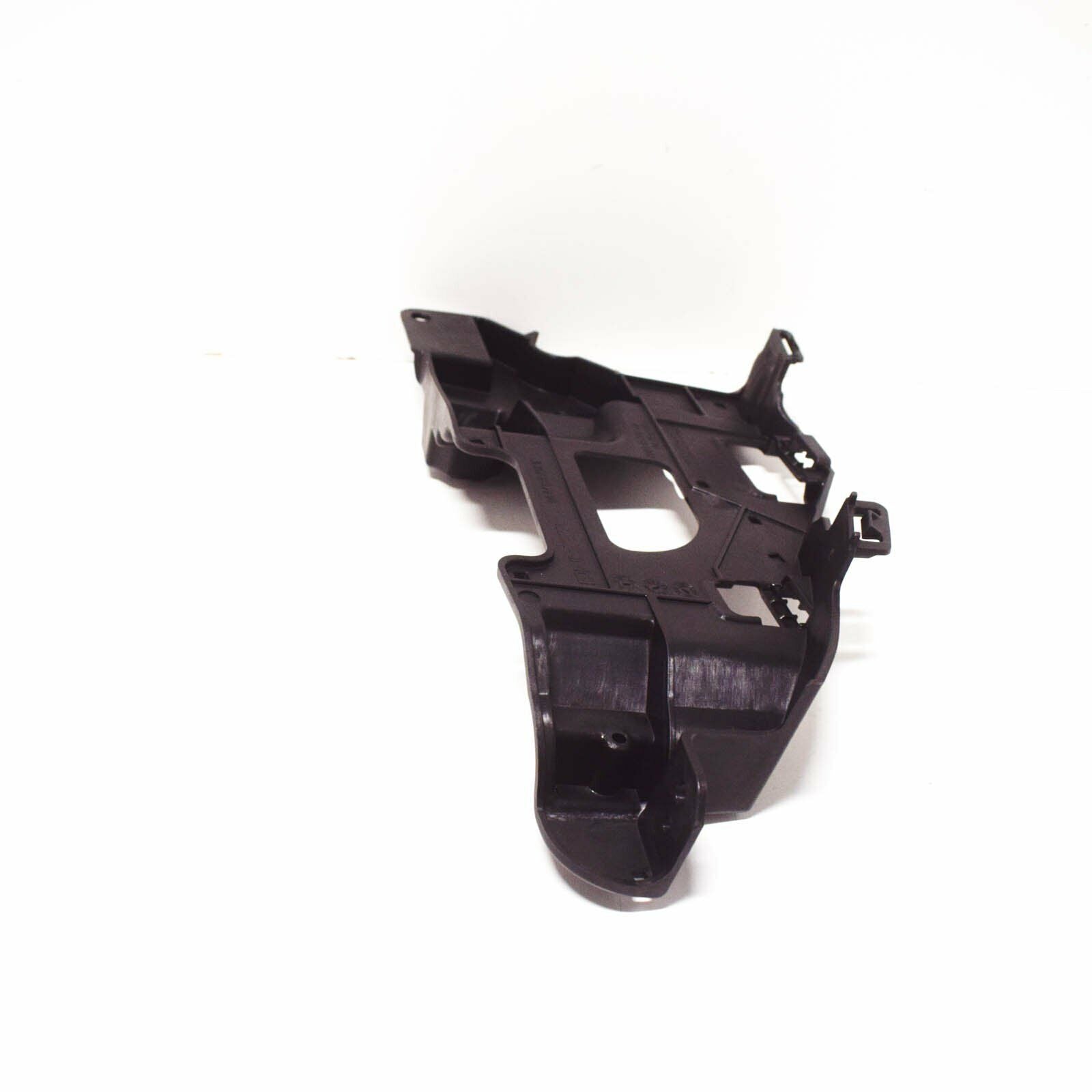 NEW MERCEDES-BENZ CLS C257 REAR LEFT BUMPER BRACKET A2578857700 2020 ORIGINAL