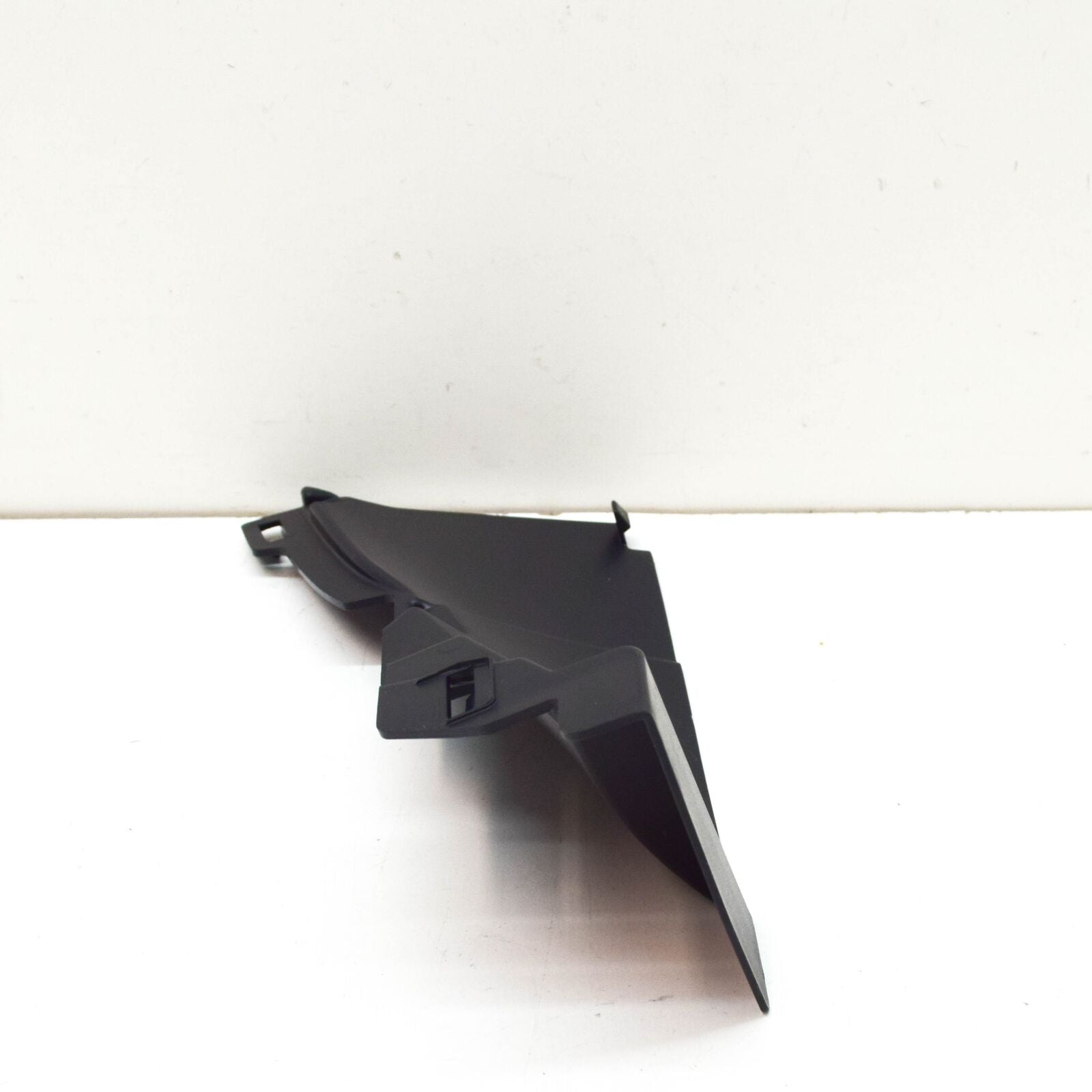 NEW MERCEDES-BENZ GLS X167 RIGHT UPPER AIR DUCT SEGMENT A1678857804 ORIGINAL