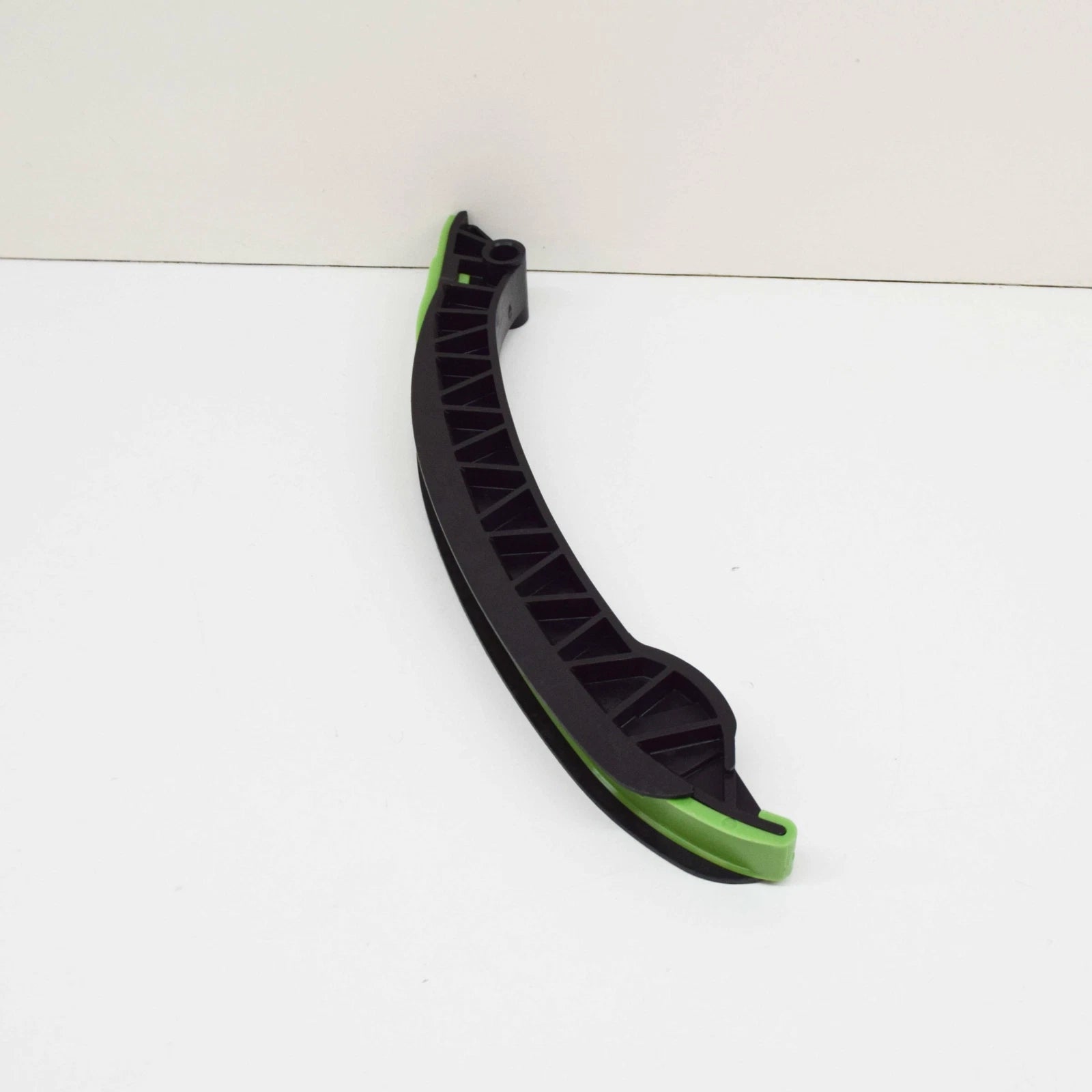 NEW MERCEDES-BENZ SLK R172 RIGHT LOWER CHAIN TENSIONING RAIL A2710500116