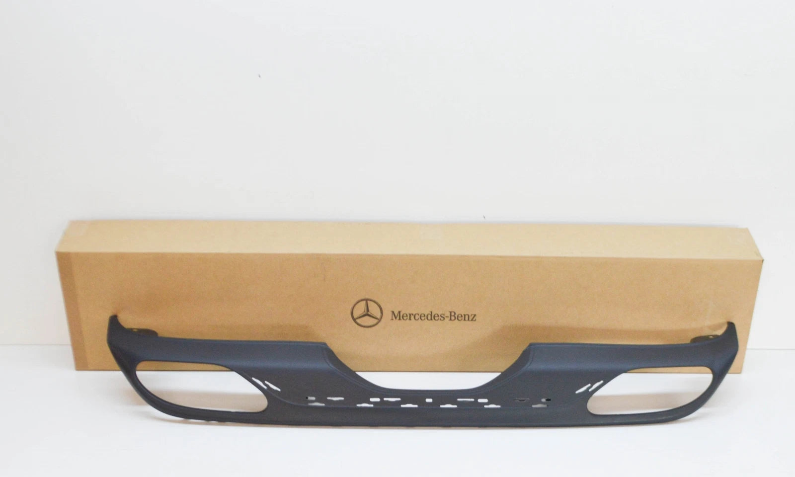 NEW MERCEDES-BENZ A W176 REAR BUMPER BOTTOM TRIM A1768854725 ORIGINAL
