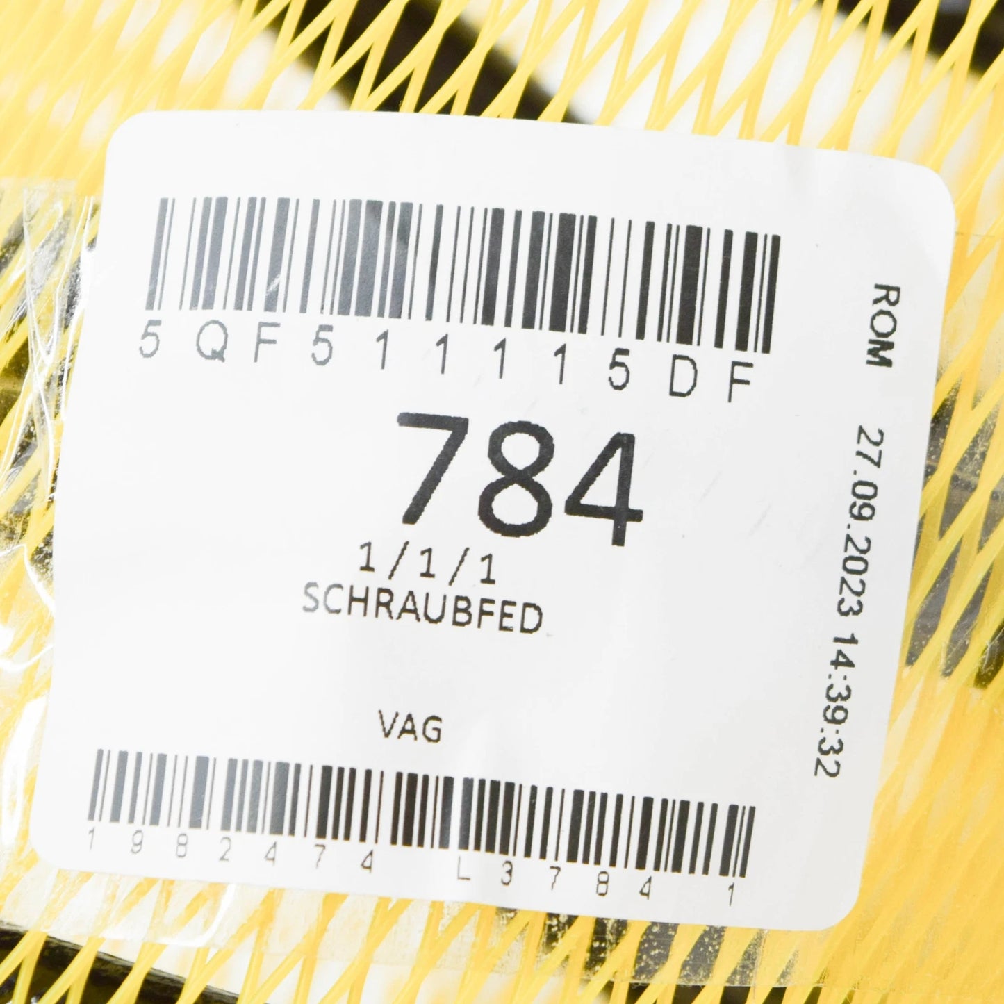 NEW AUDI Q3 F3 SPORTBACK REAR COIL SPRING 5QF511115DF ORIGINAL