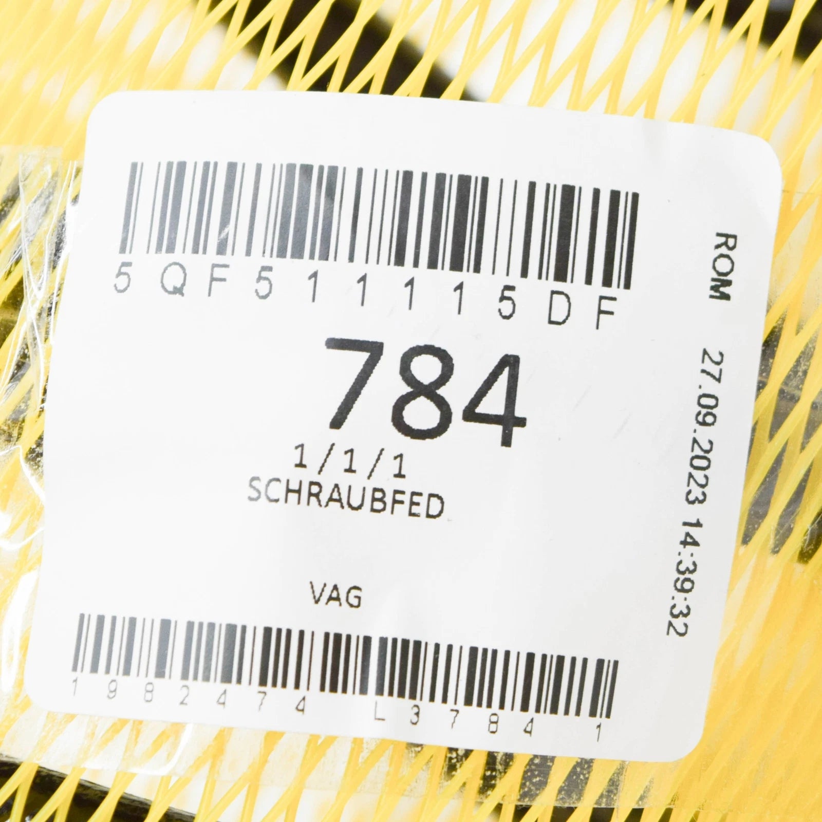 NEW AUDI Q3 F3 SPORTBACK REAR COIL SPRING 5QF511115DF ORIGINAL