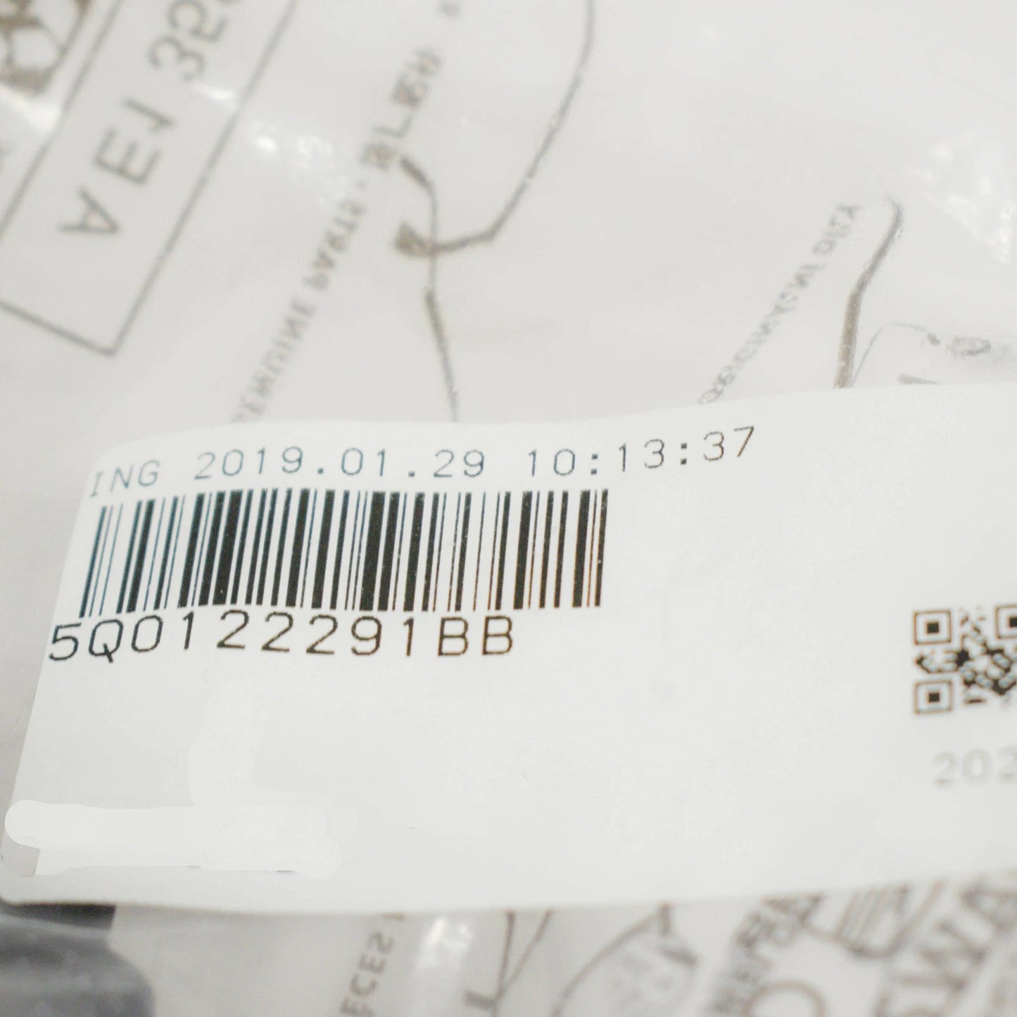 NEW AUDI A3 S3 8V COOLING COUPLING PIECE 5Q0122291BB ORIGINAL