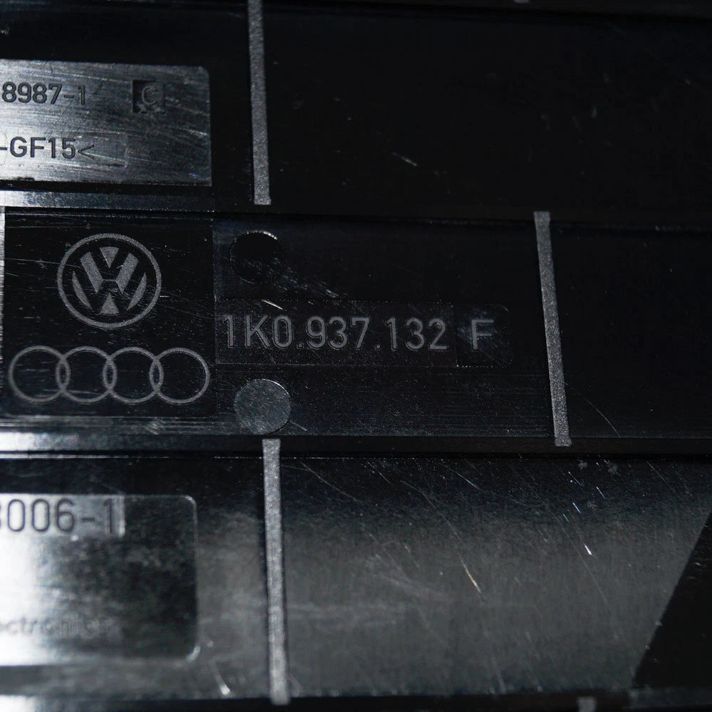 NEW VOLKSWAGEN GOLF MK5 1K FUSE BOX LID COVER 1K0937132F ORIGINAL