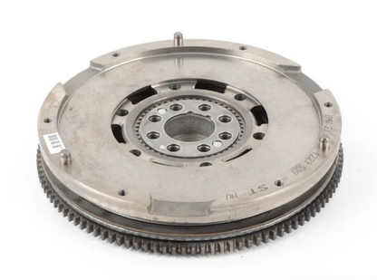 new bmw 5 e39 dual mass flywheel 21211223599 1223599 original