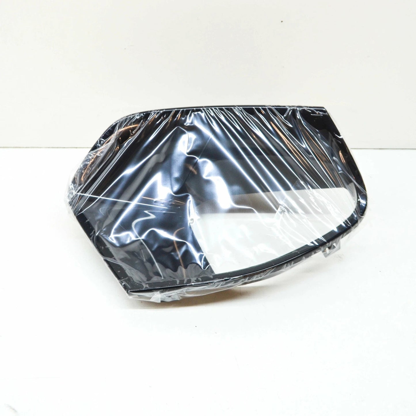 NEW BMW 3 G20 FRONT BUMPER LOWER RIGHT AIR INLET FINISHER 51117471518 ORIGINAL