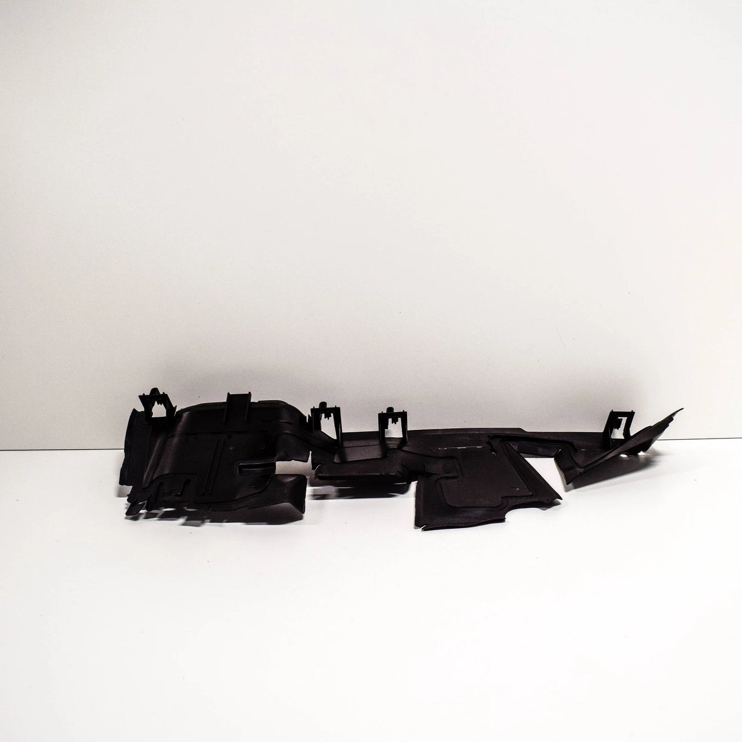 NEW VOLKSWAGEN SHARAN 7N RADIATOR RIGHT SIDE AIR GUIDE 7N0121284C ORIGINAL