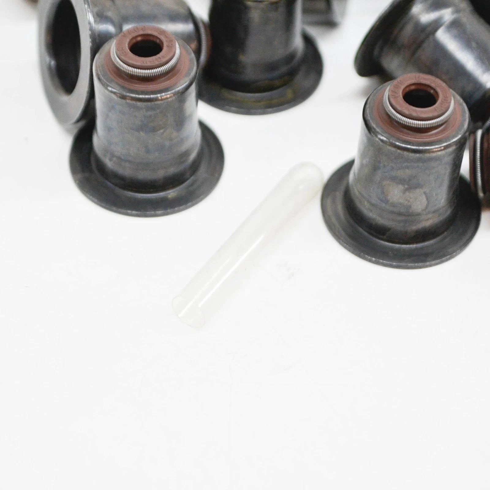 NEW BMW 1 E87 VALVE STEM SEAL RING REPAIR KIT 11340032582 ORIGINAL