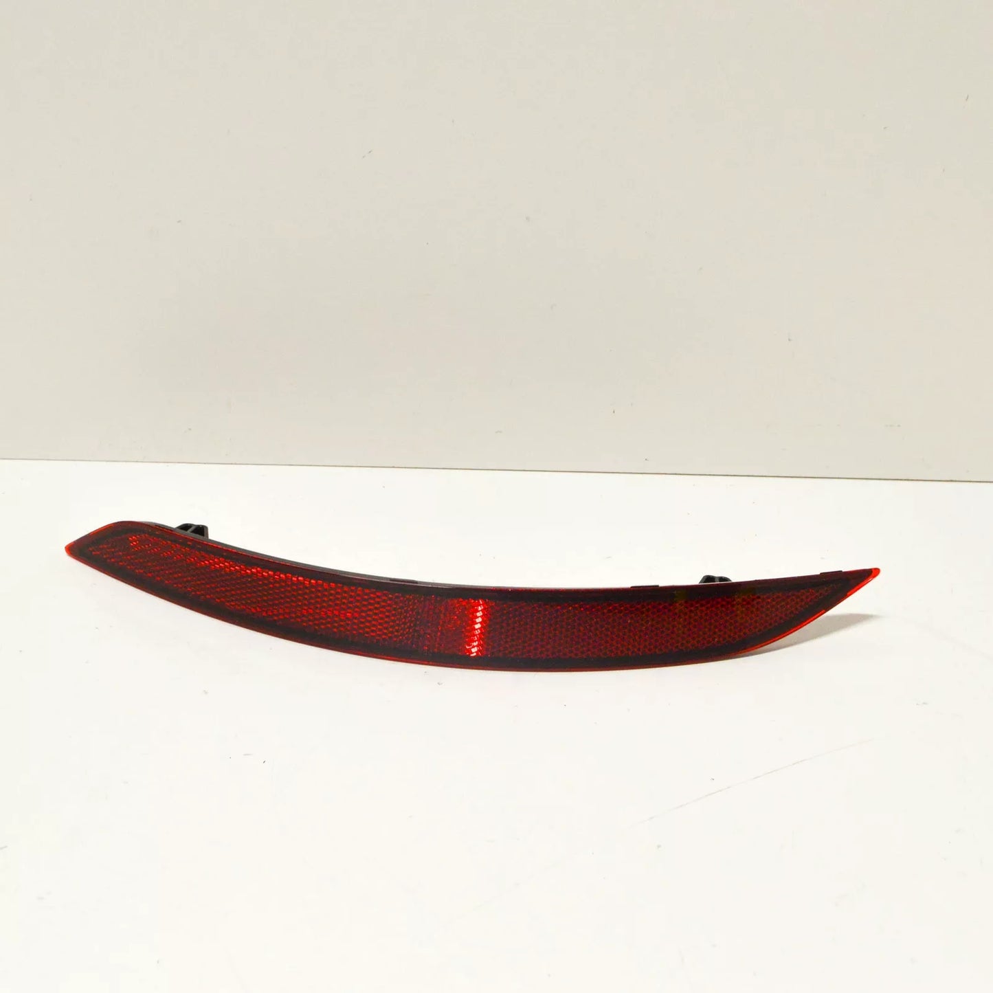 NEW AUDI A3 8V REAR BUMPER LEFT REFLECTOR 8V5945105C ORIGINAL