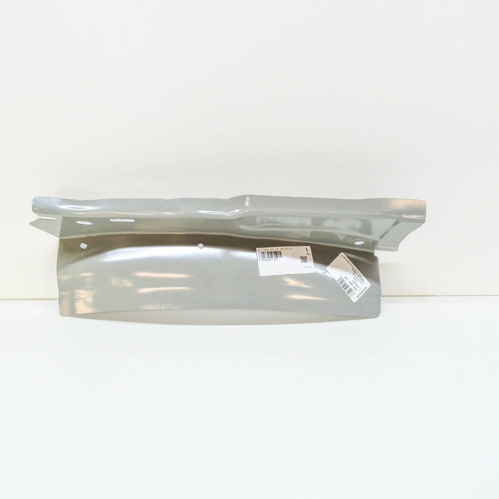 NEW VW JETTA MK7 A7 FRONT LEFT FENDER APRON REINFORCEMENT 17A809147 ORIGINAL