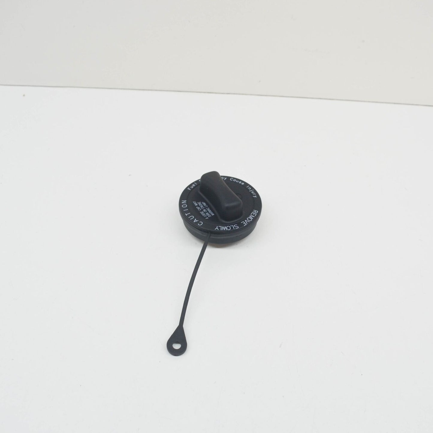 NEW MERCEDES-BENZ C-CLASS W202 FUEL TANK CAP A2154700105 2.4 PETROL ORIGINAL