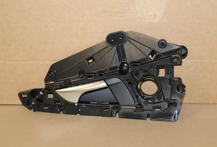 NEW AUDI A6 AVANT C7 REAR RIGHT INNER OPENING HANDLE 4G08390204PK ORIGINAL