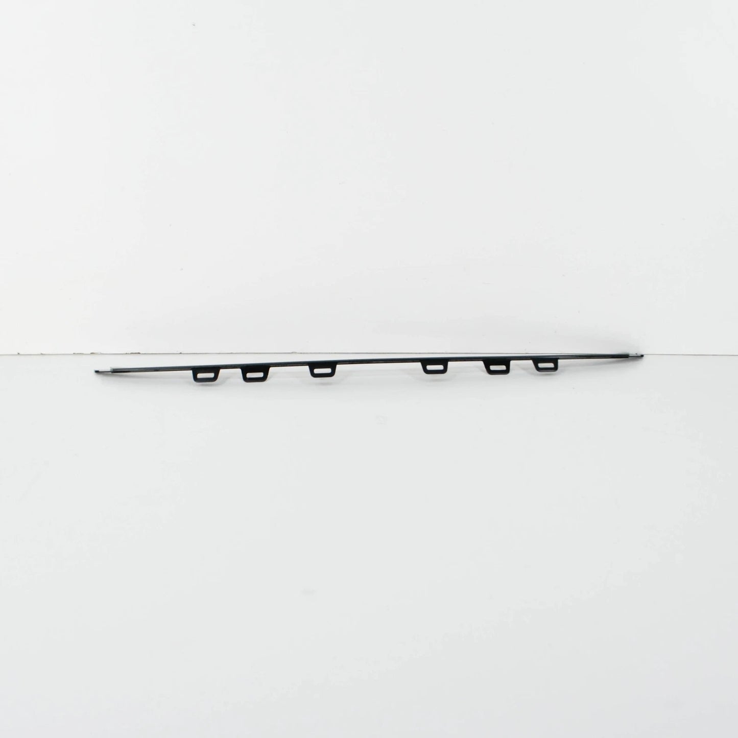 NEW BMW 3 F30 FRONT BUMPER CENTER FINISHER ROD 51117396831 7396831 2016 ORIGINAL