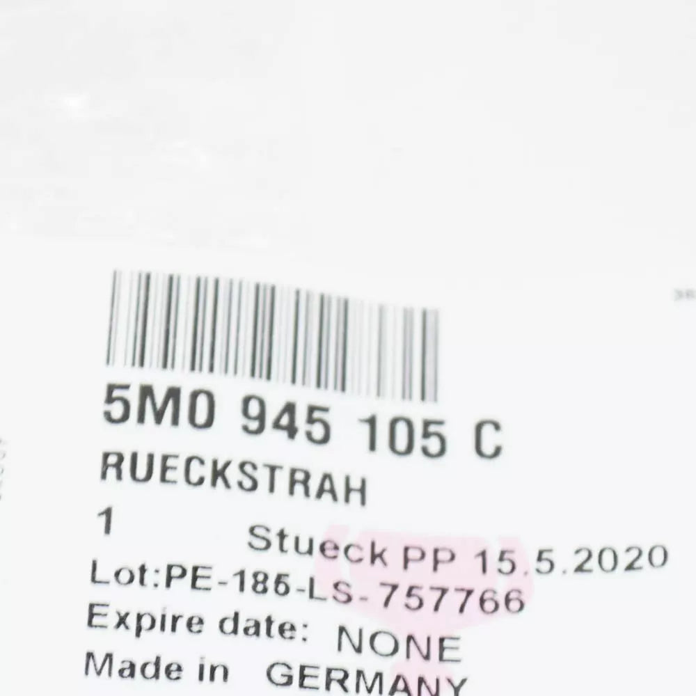 NEW VOLKSWAGEN GOLF PLUS REAR BUMPER LEFT SIDE REFLECTOR 5M0945105C