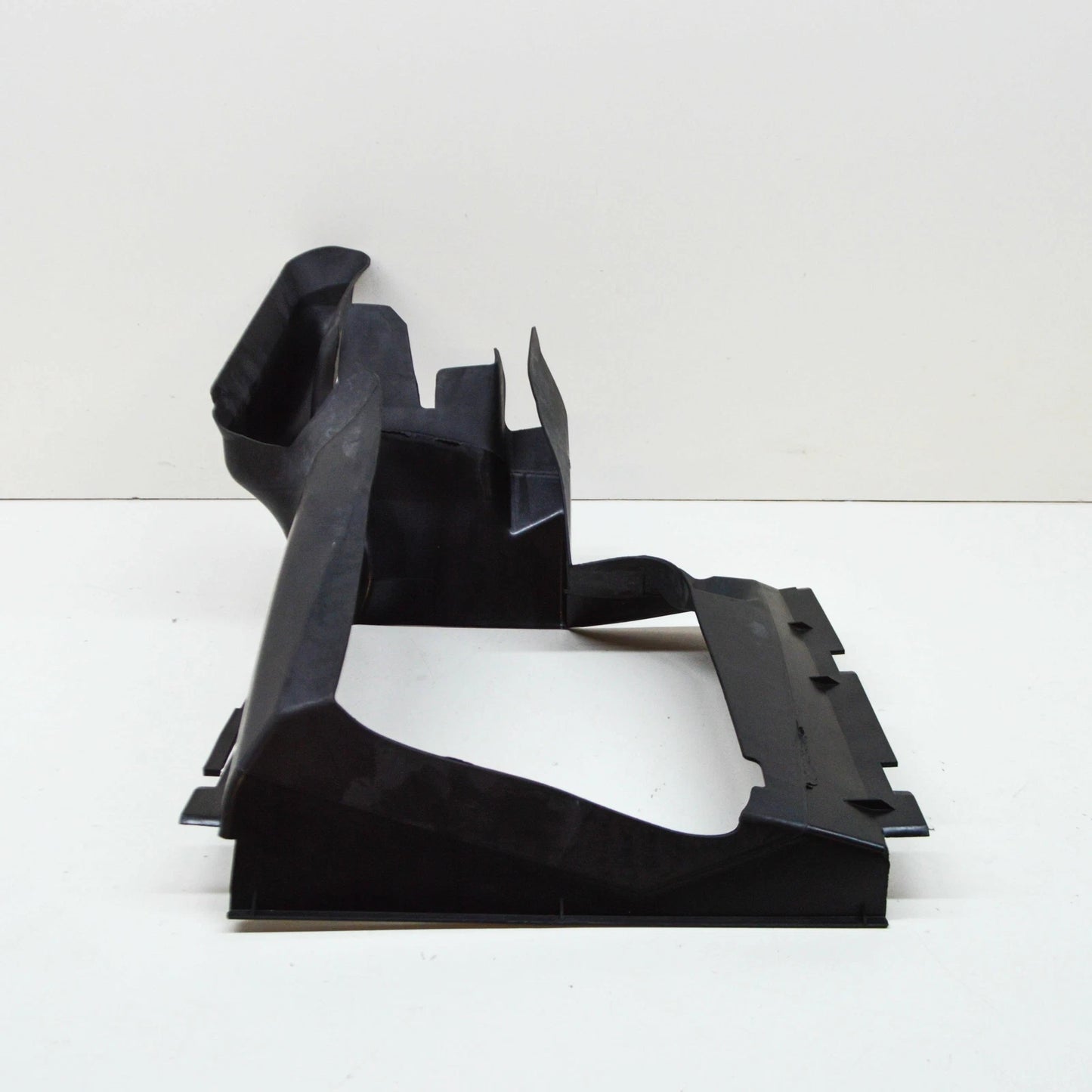 NEW AUDI Q7 4L LEFT RADIATOR AIR GUIDE 4L0117335F