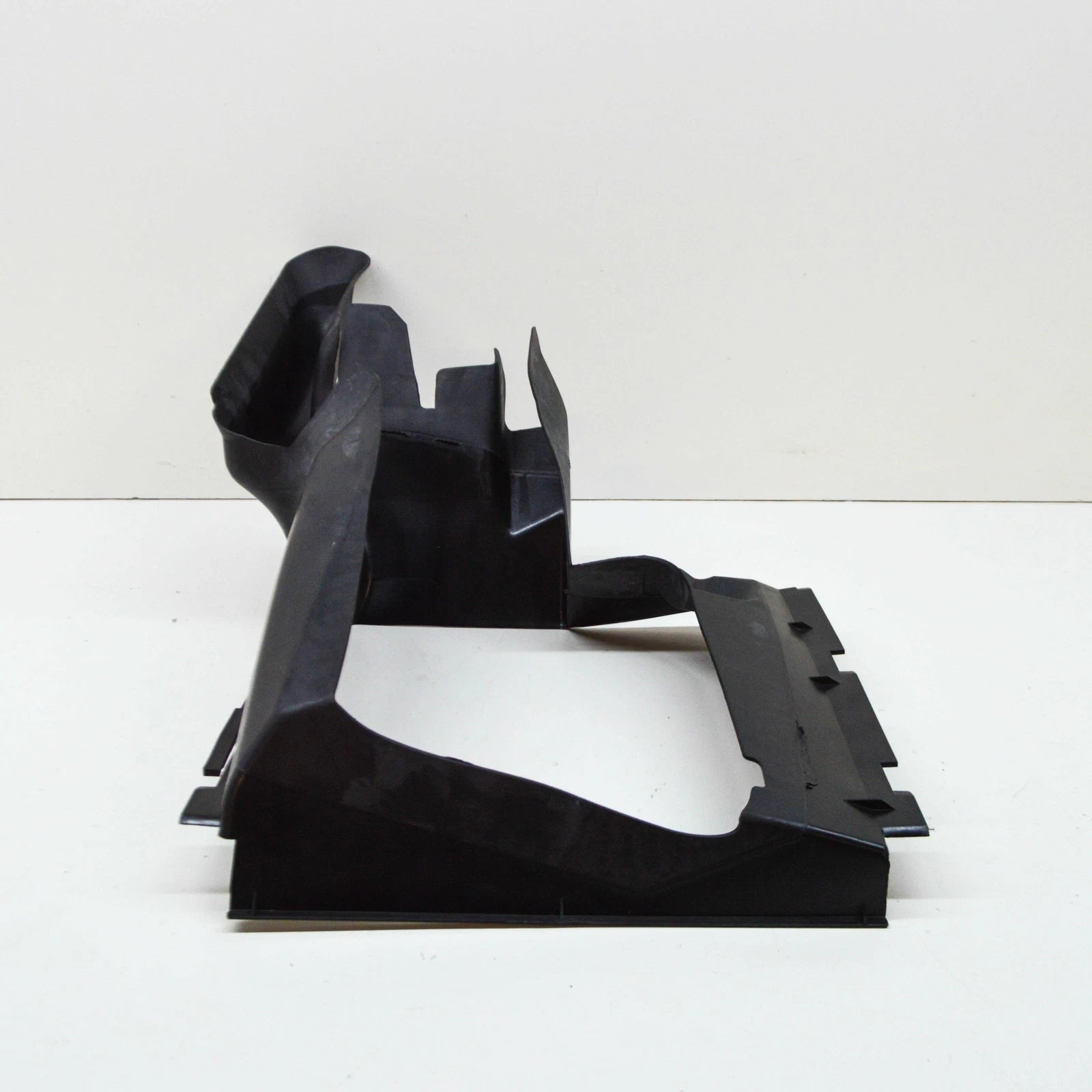 NEW AUDI Q7 4L LEFT RADIATOR AIR GUIDE 4L0117335F