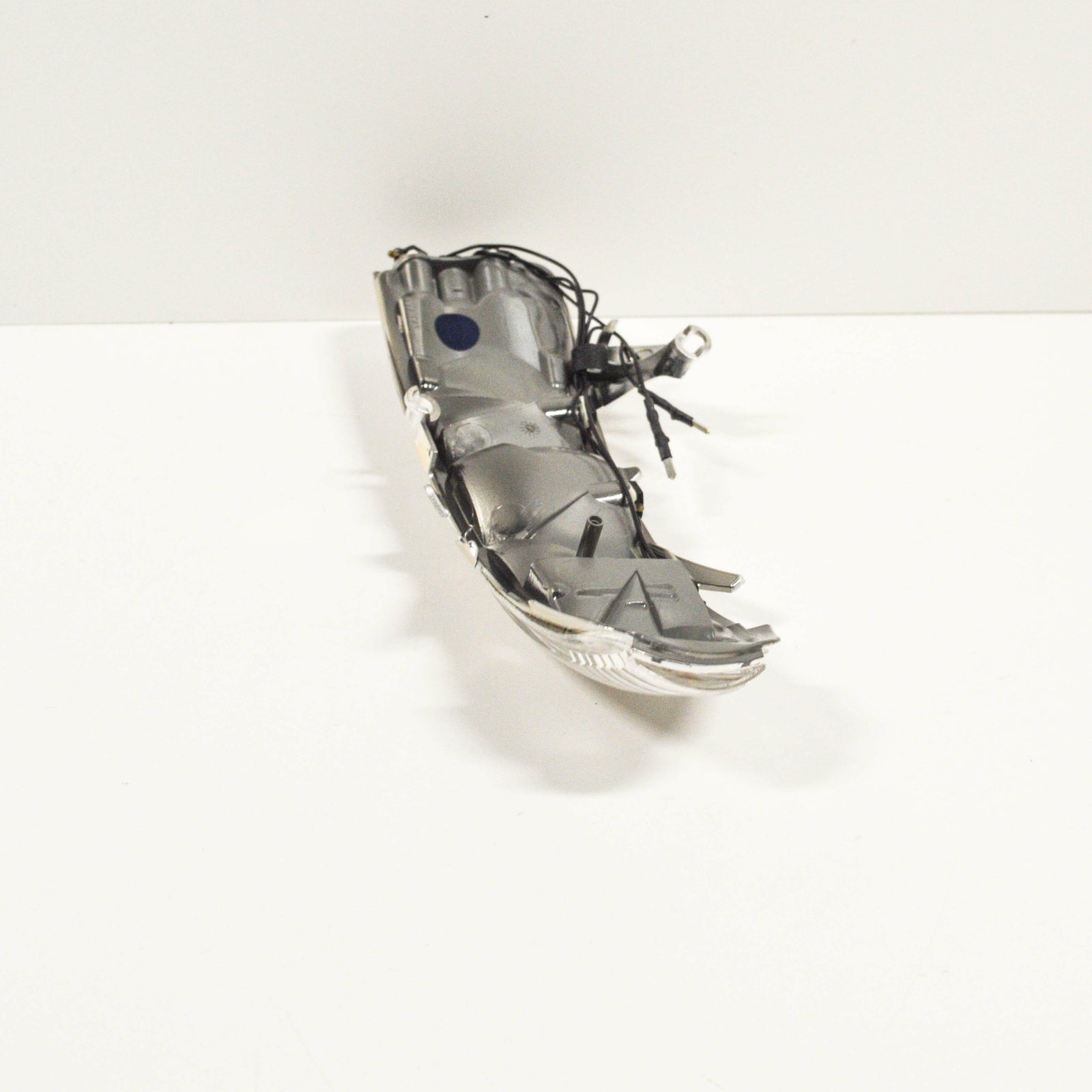 NEW MERCEDES-BENZ SLK R170 RIGHT MIRROR TURN INDICATOR A1708201821 ORIGINAL