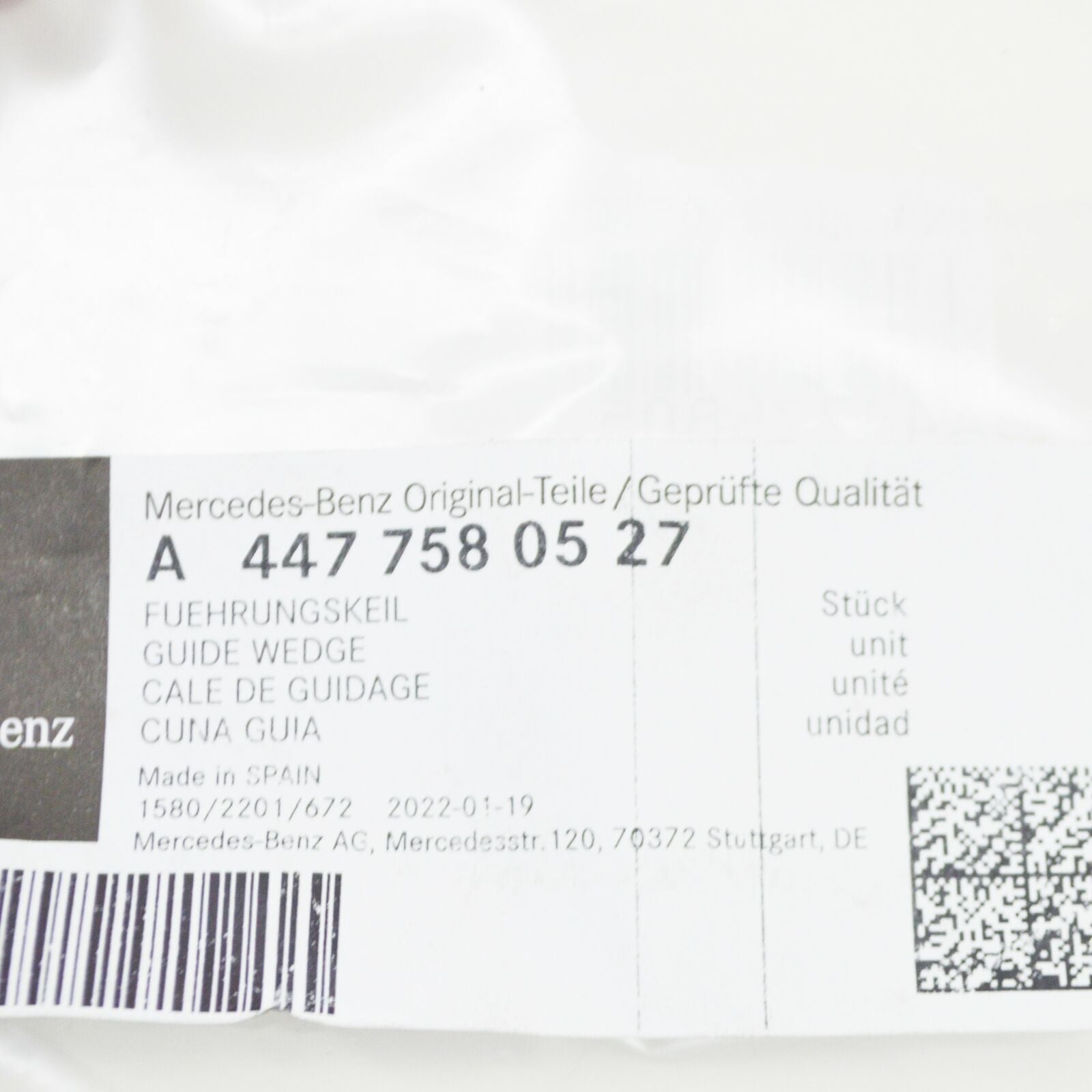 NEW MERCEDES-BENZ VITO W447 TAILGATE GUIDE WEDGE A4477580527 ORIGINAL